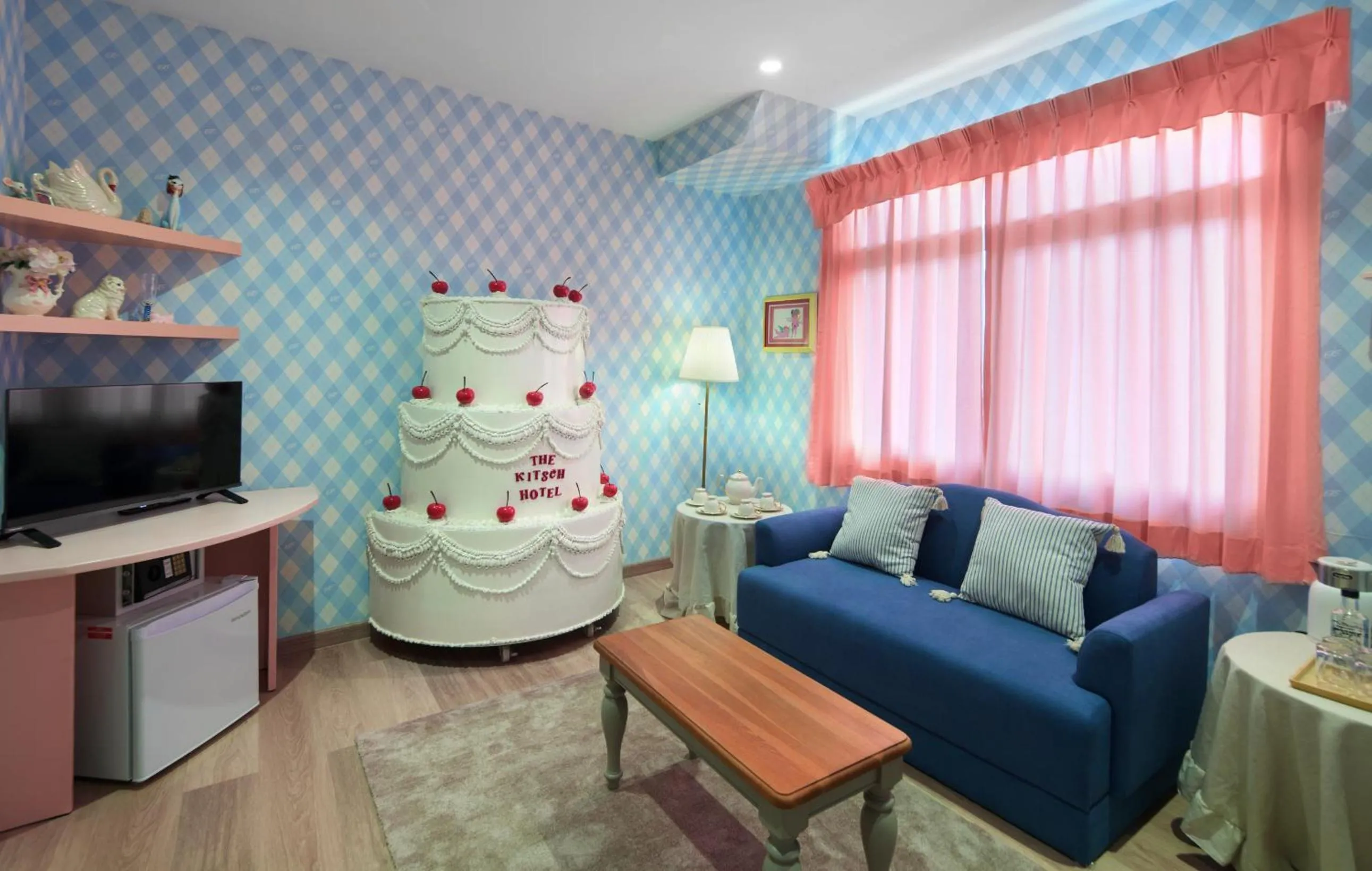 Kitsch Hotel