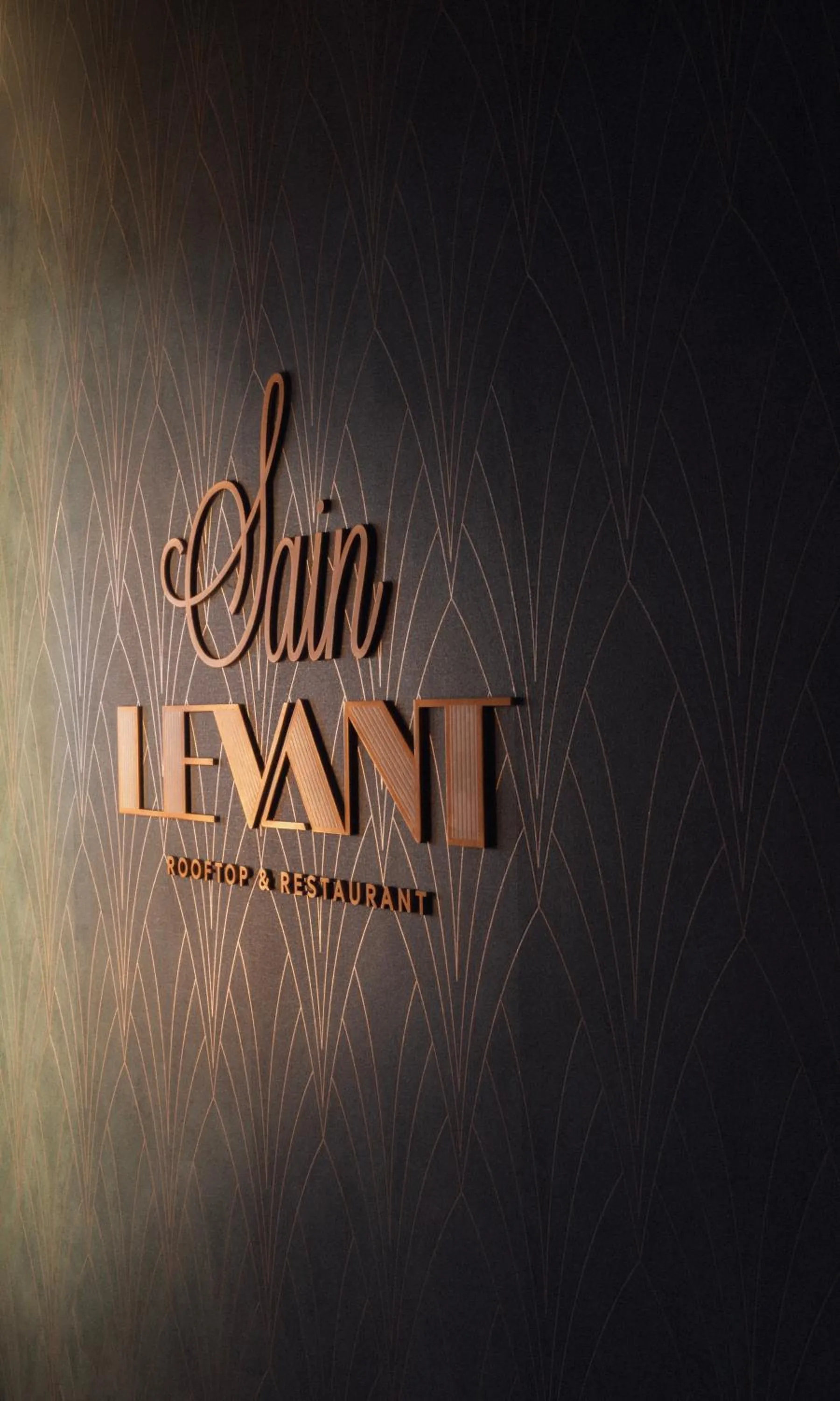 Restaurant/places to eat in Le Square By Onomo Collection