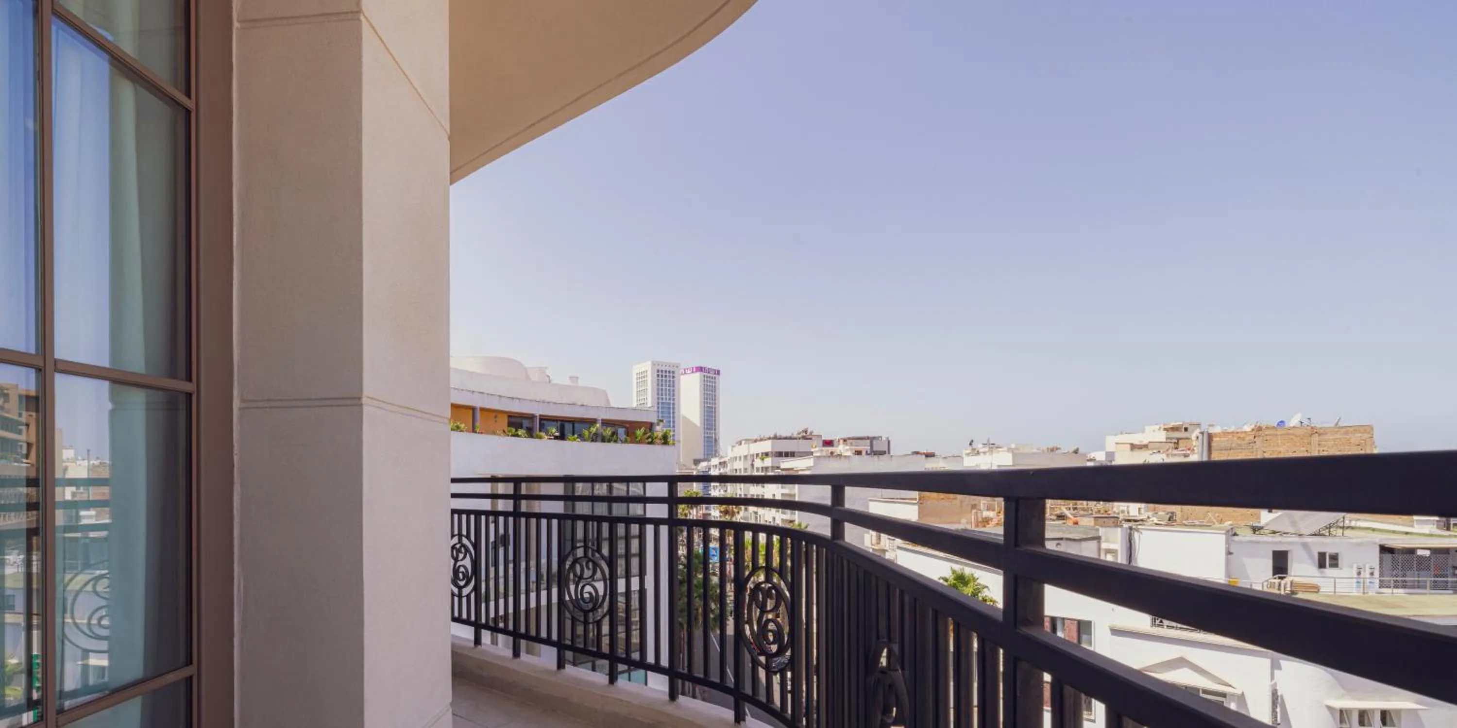 City view in Le Square By Onomo Collection