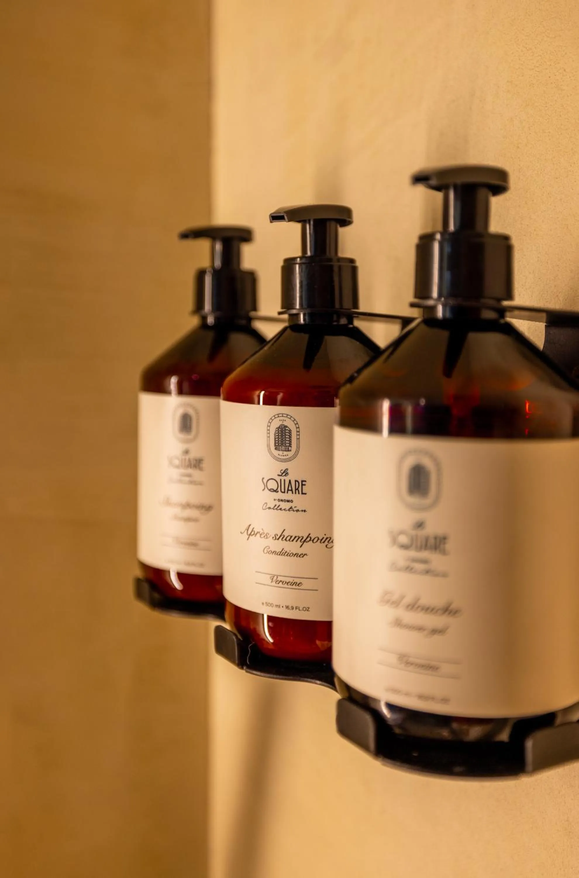 Shower in Le Square By Onomo Collection