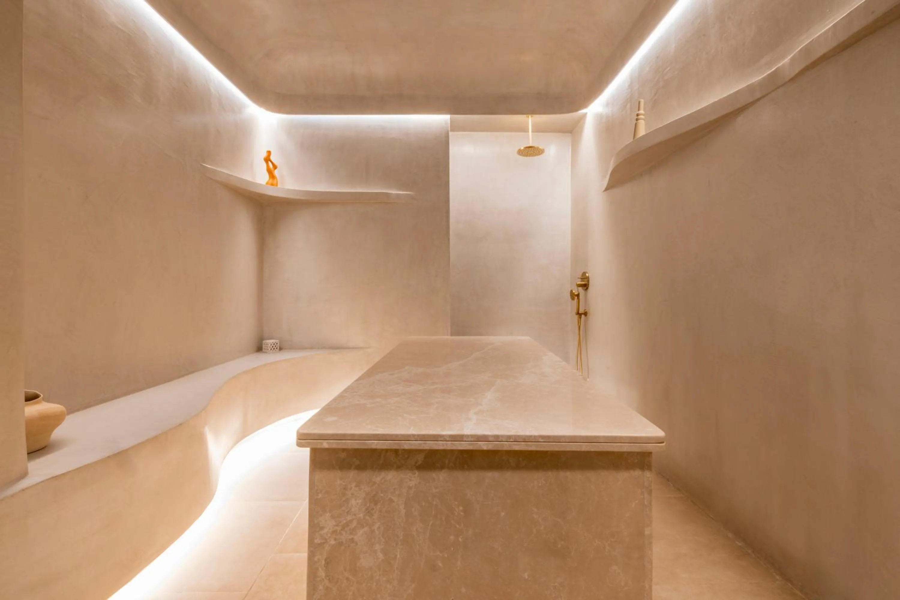 Spa and wellness centre/facilities in Le Square By Onomo Collection