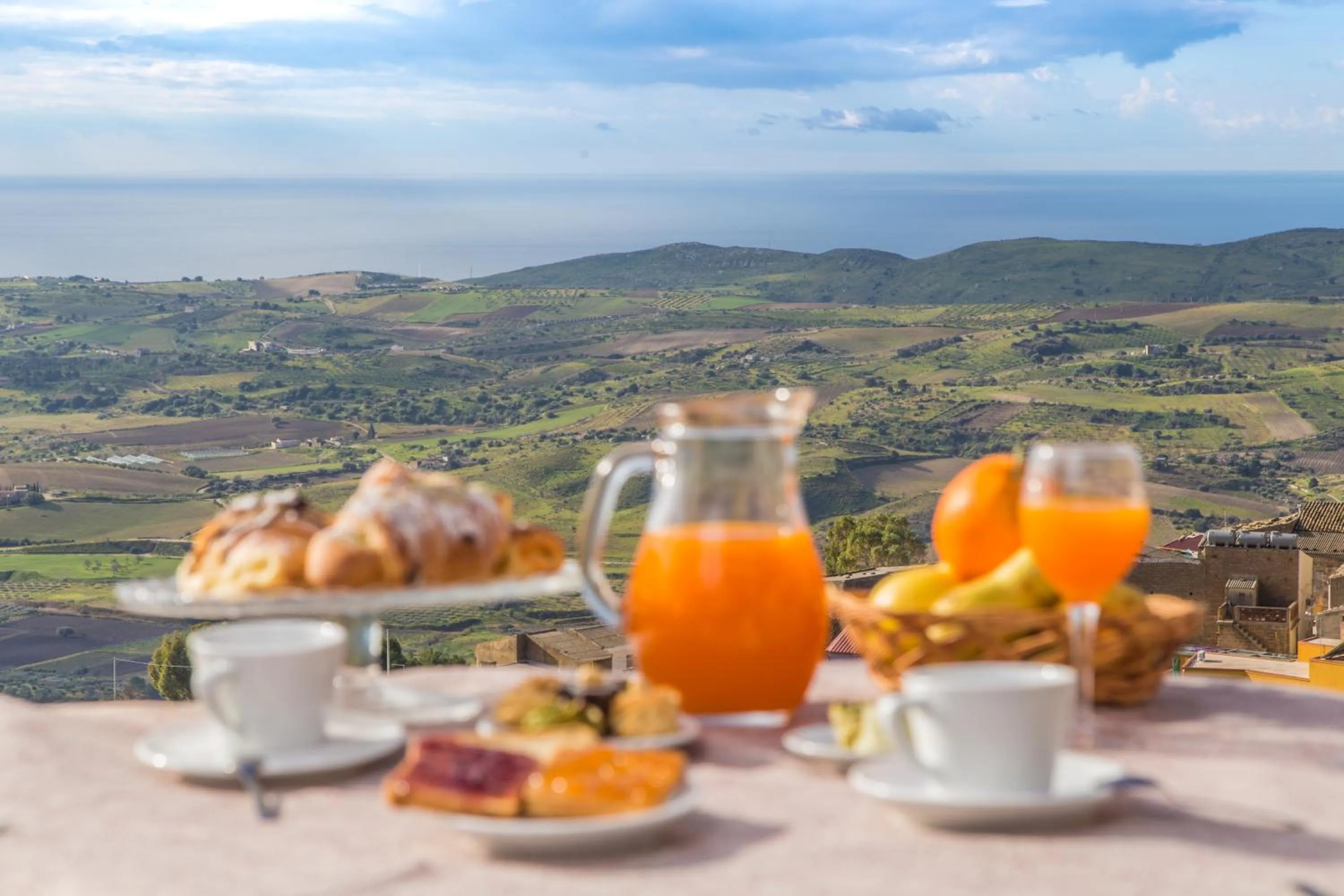 Buffet breakfast in B&B Montemare