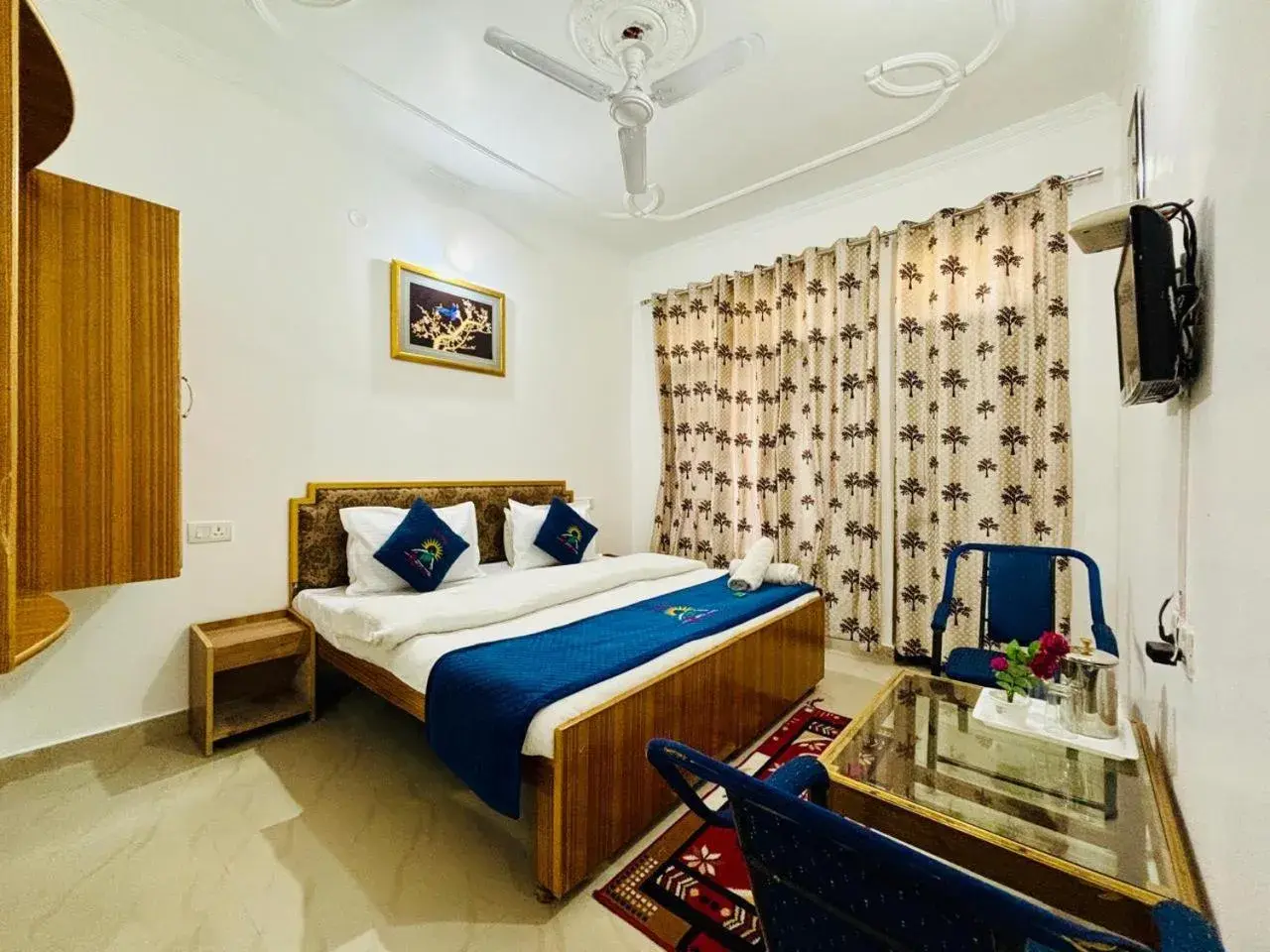 Bedroom, Bed in Hotel Kumar Residency Bedroom, Bed in Hotel Kumar Residency