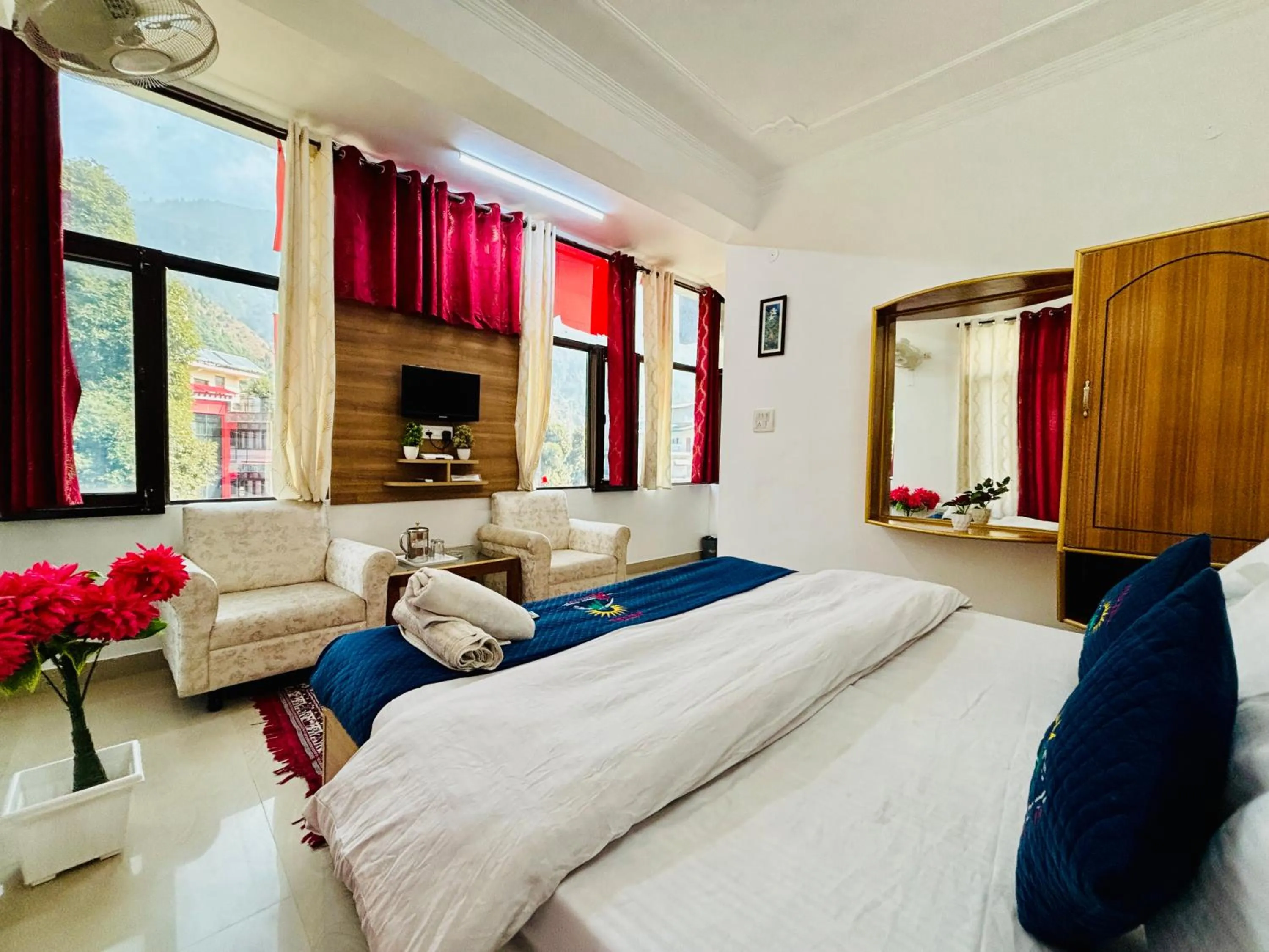 Bedroom, Bed in Hotel Kumar Residency