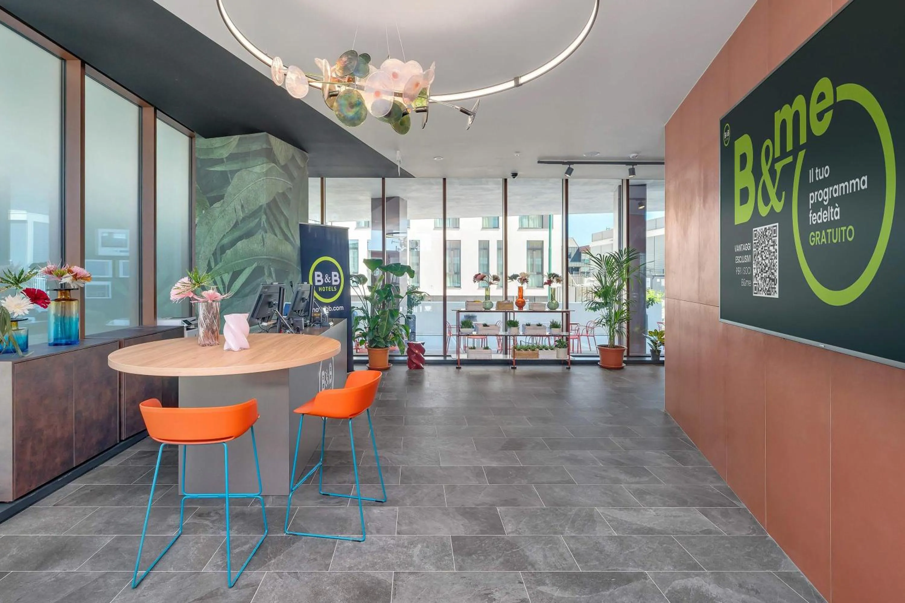 Lobby or reception in B&B HOTEL Venezia Laguna