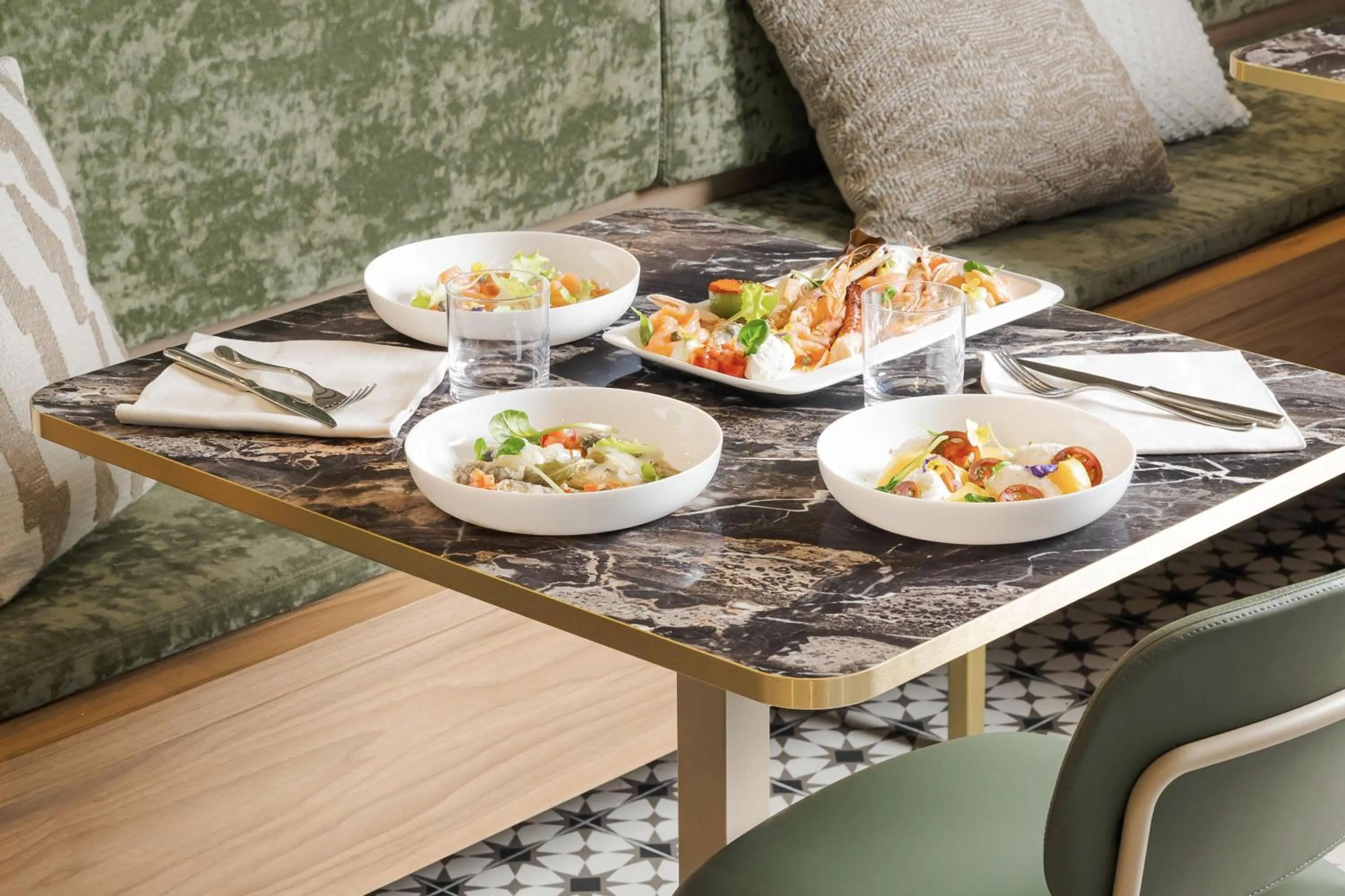 Restaurant/places to eat in B&B HOTEL Venezia Laguna