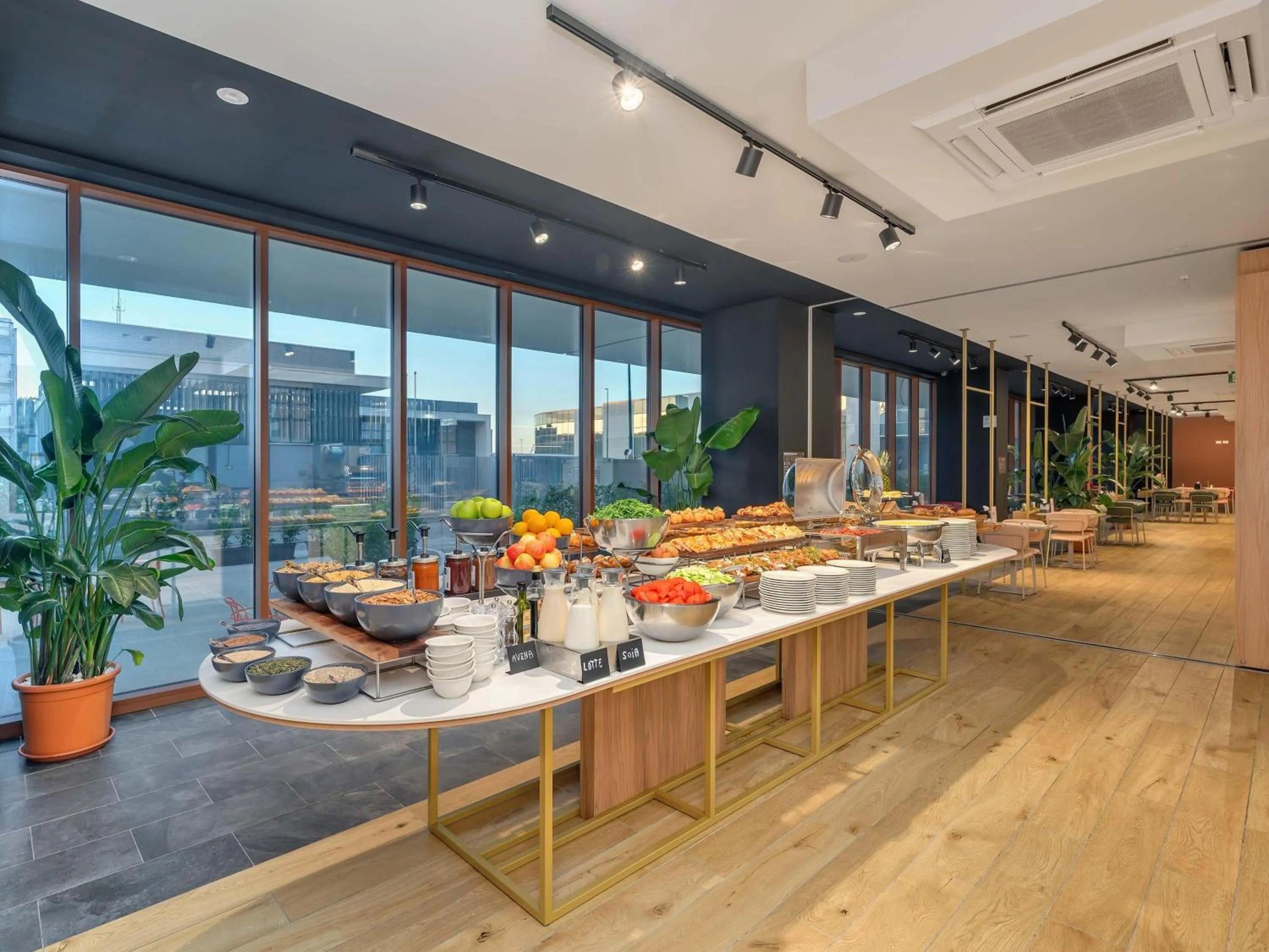 Restaurant/places to eat in B&B HOTEL Venezia Laguna