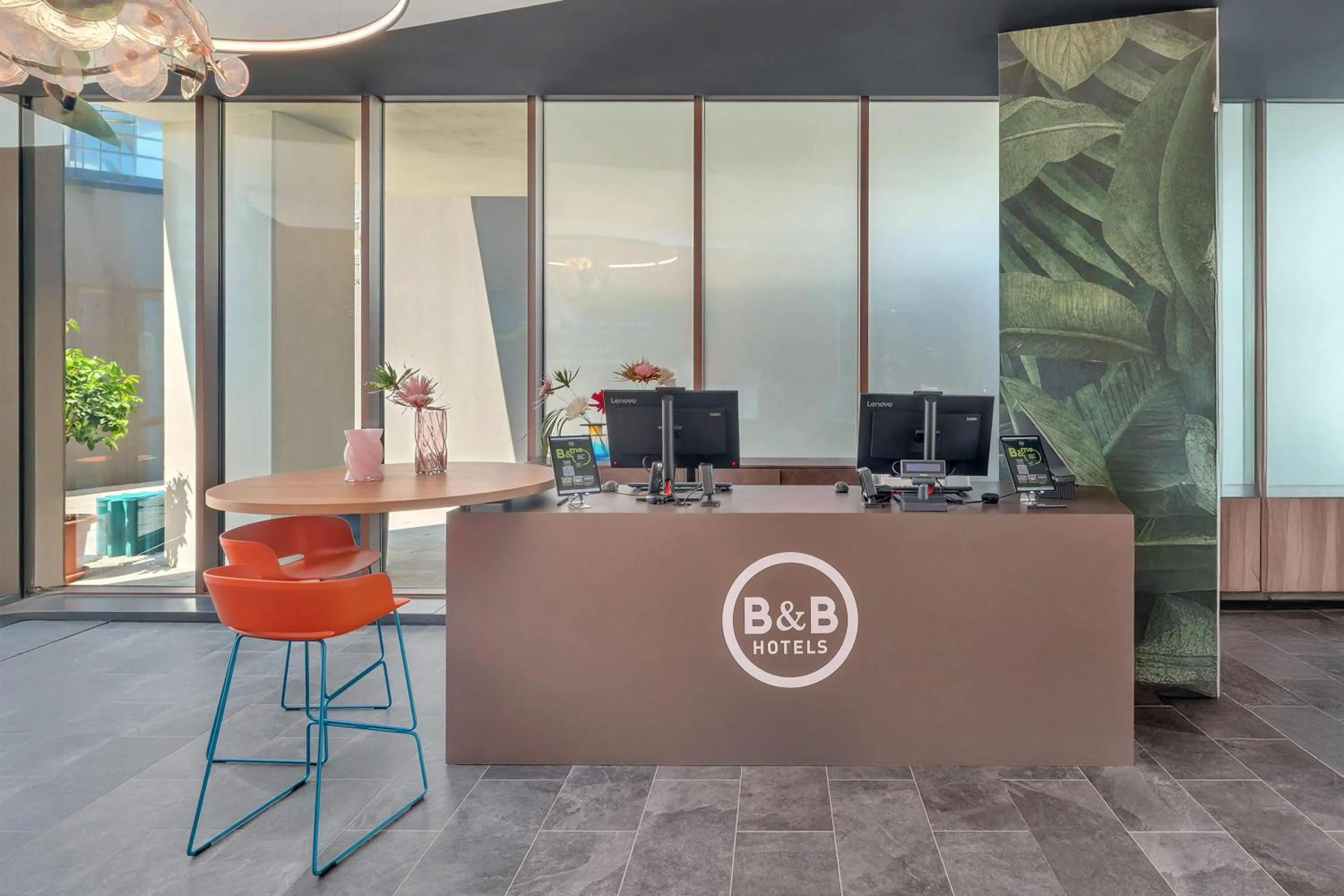 Lobby or reception in B&B HOTEL Venezia Laguna