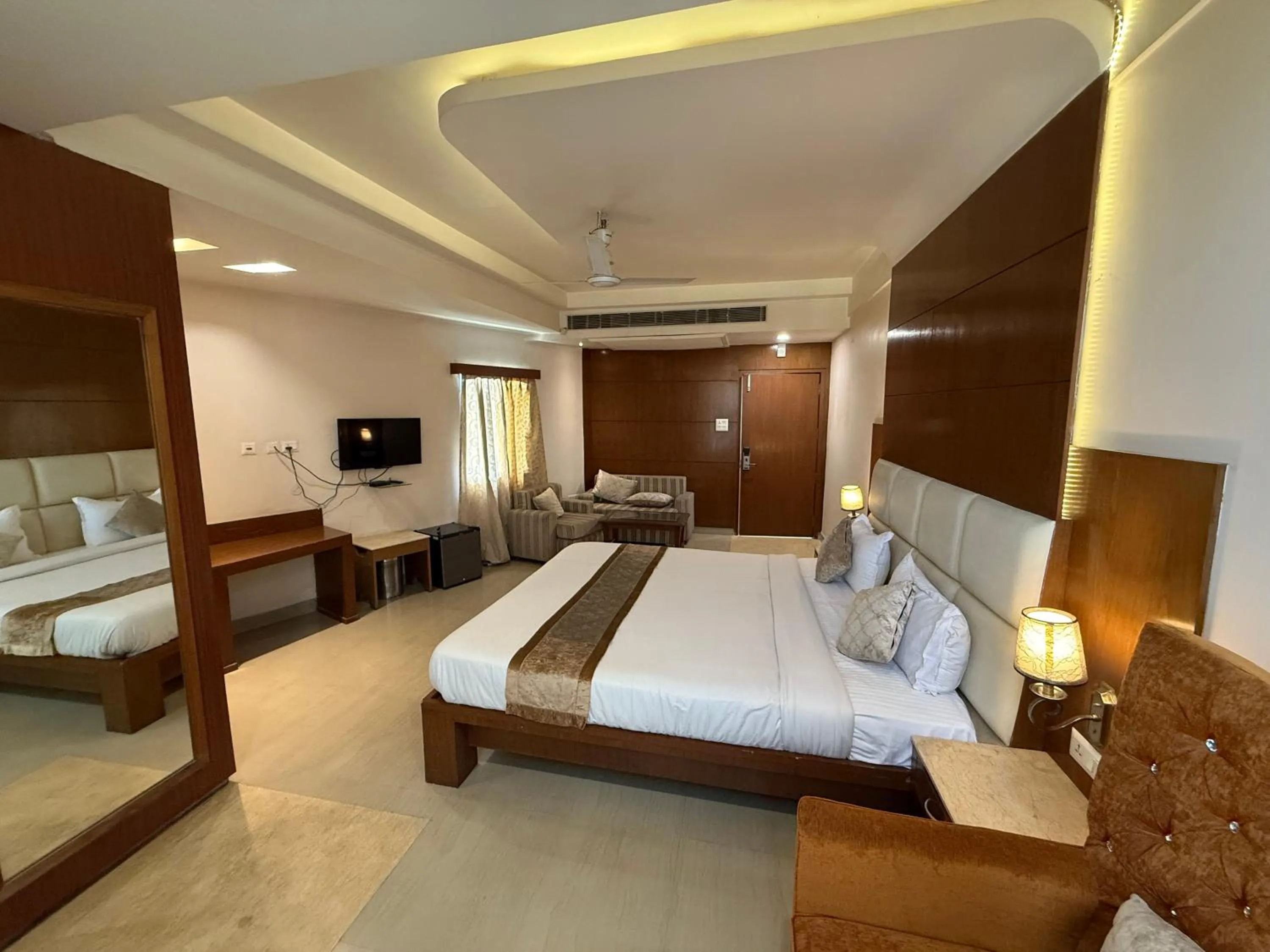 MW Hotel