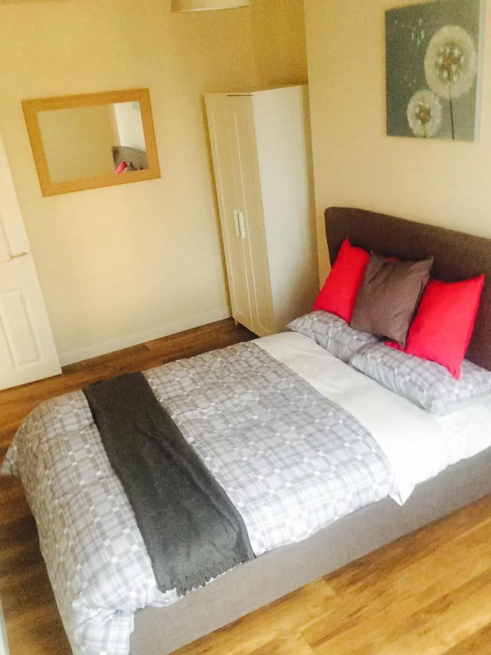 Bed in Premier Lodge Central