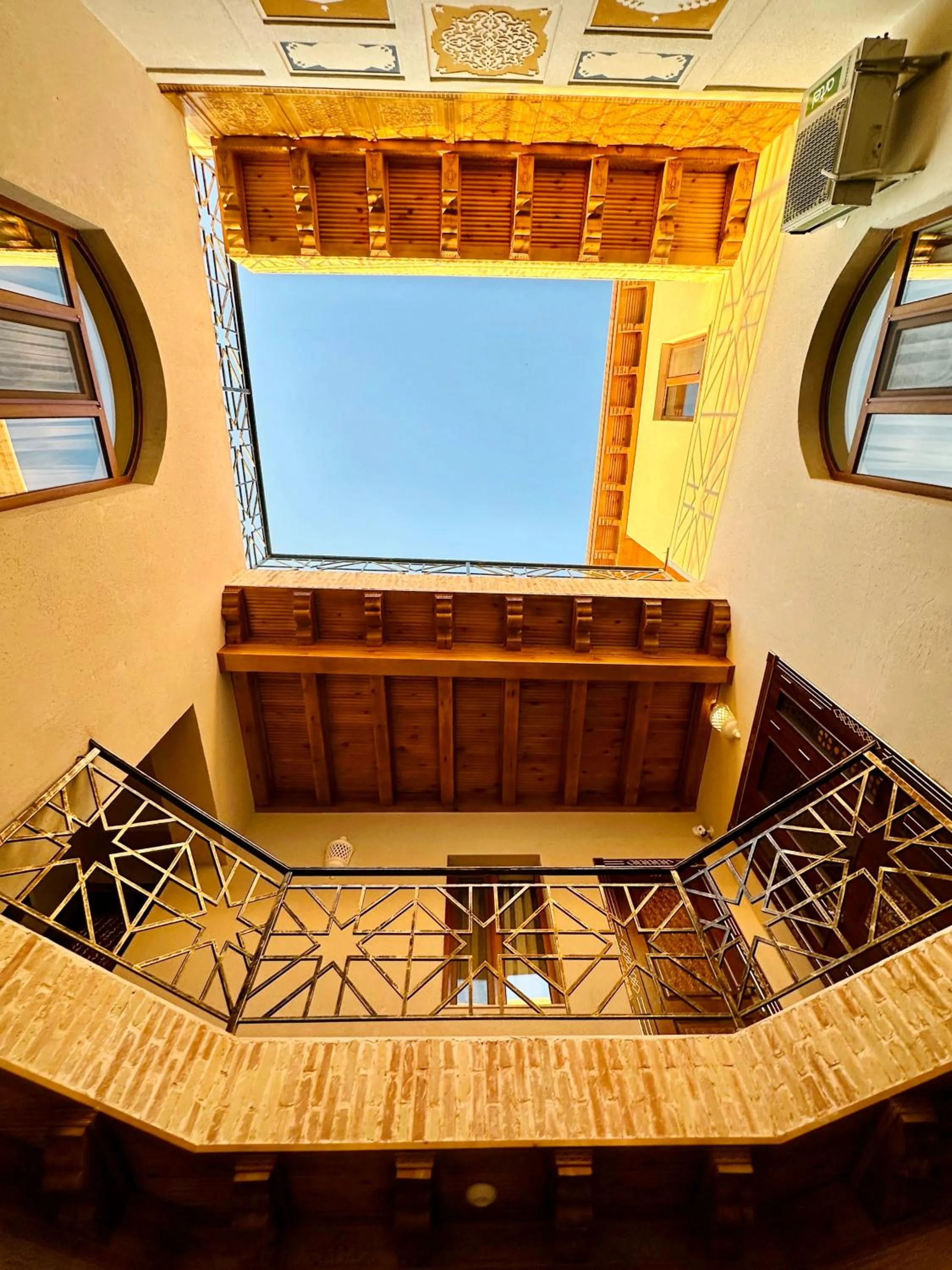 Property building in Daro Boutique