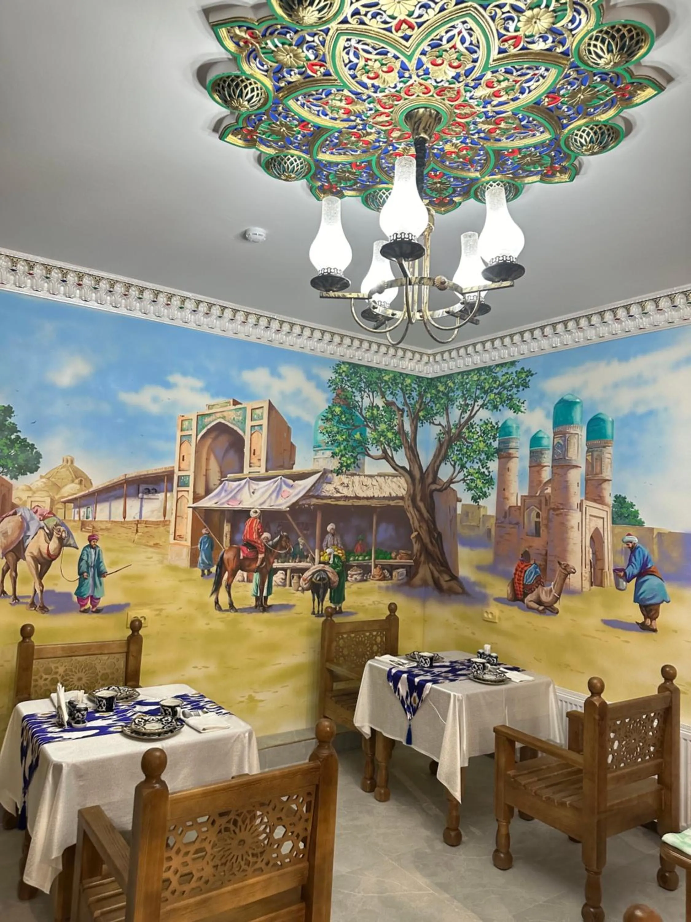 Restaurant/places to eat in Daro Boutique