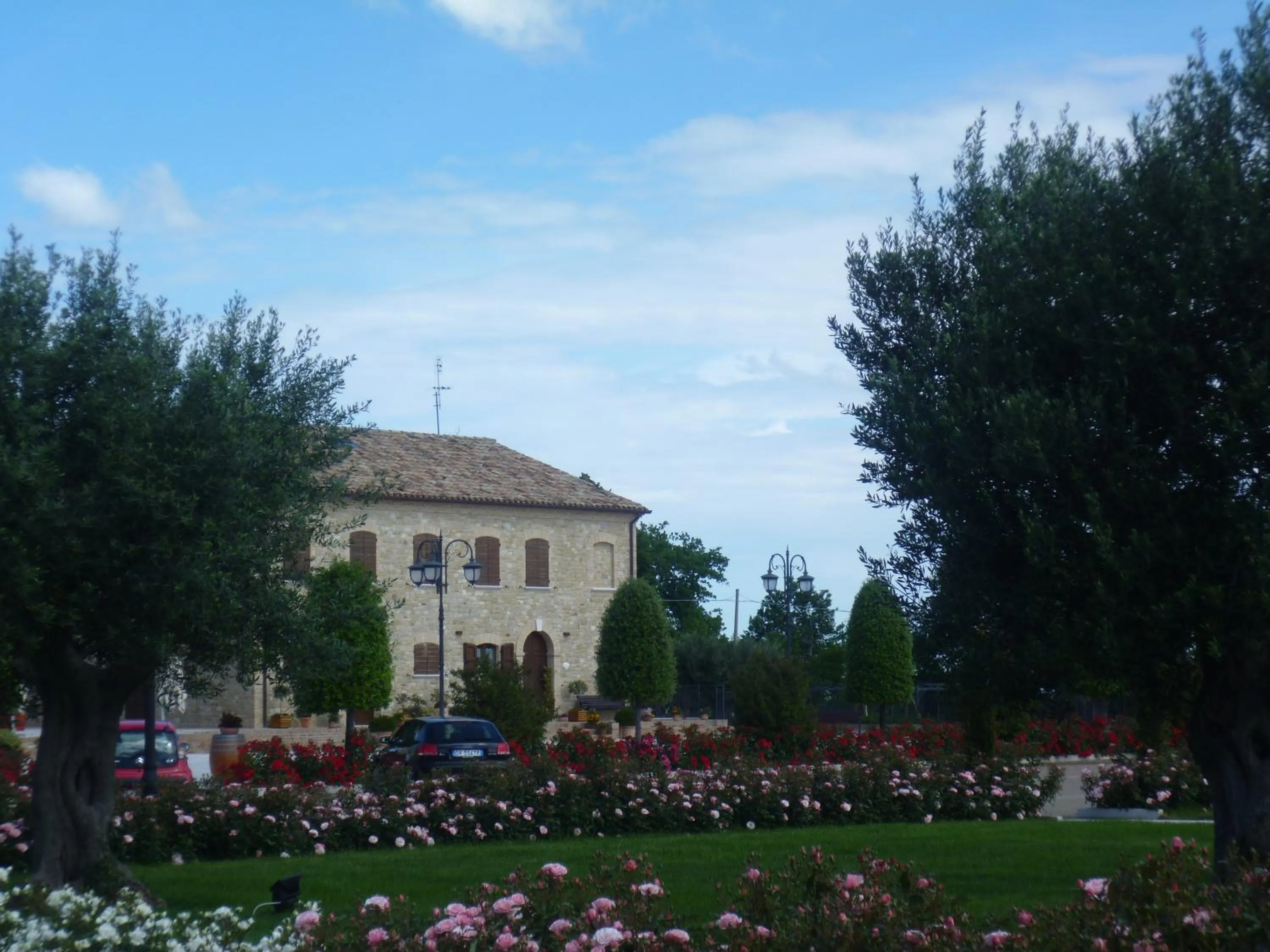Facade/entrance in Postiglione Country House