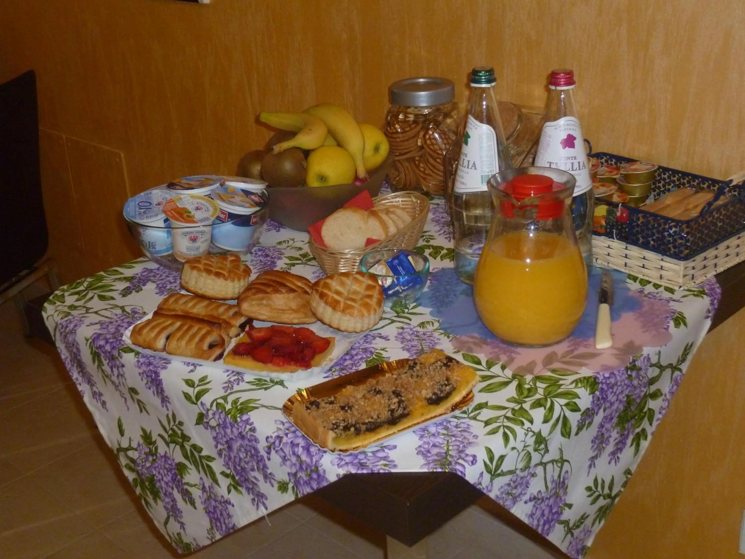 Food and drinks in Postiglione Country House