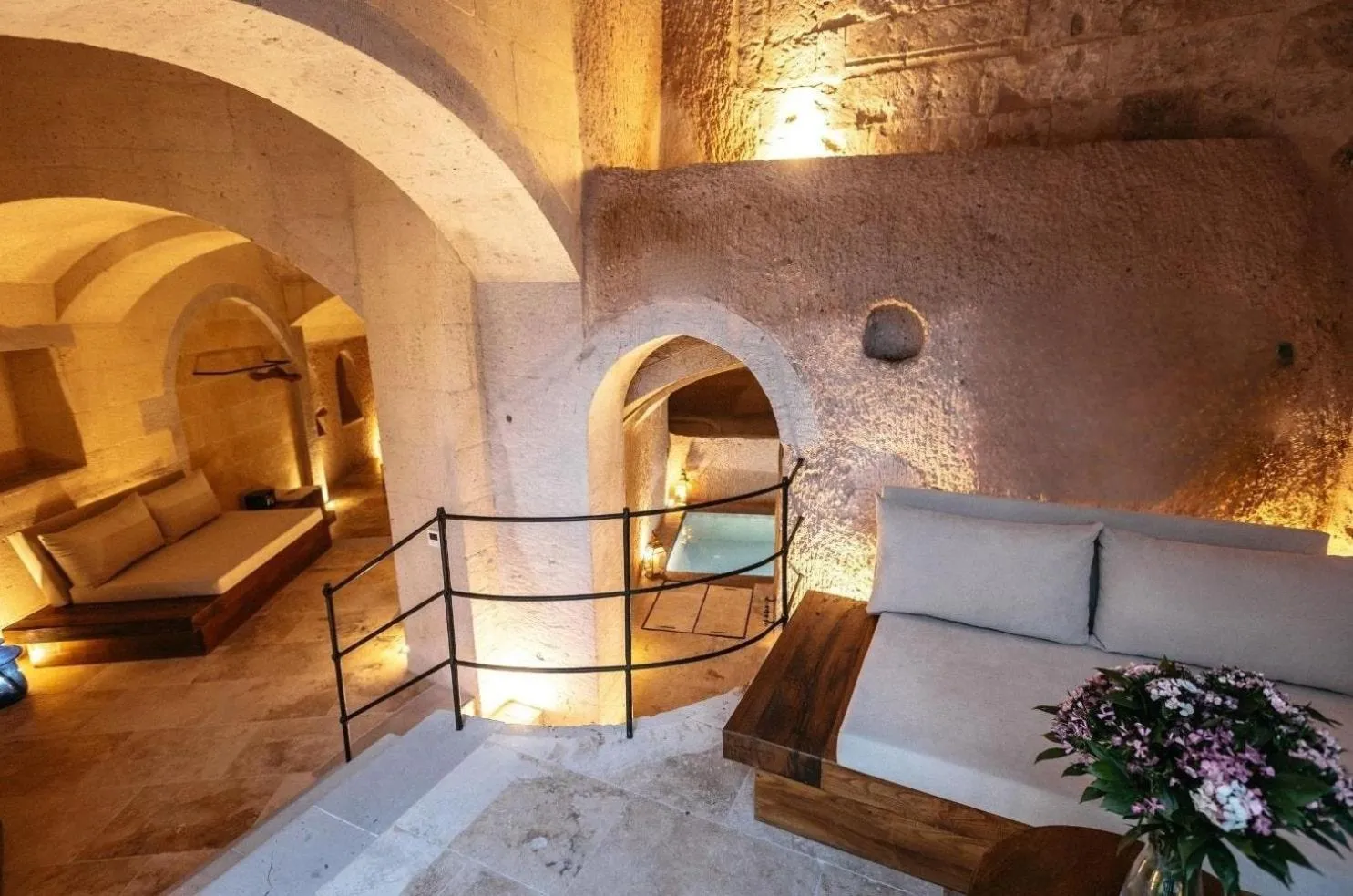 Photo of the whole room in Millstone Cave Suites Hotel