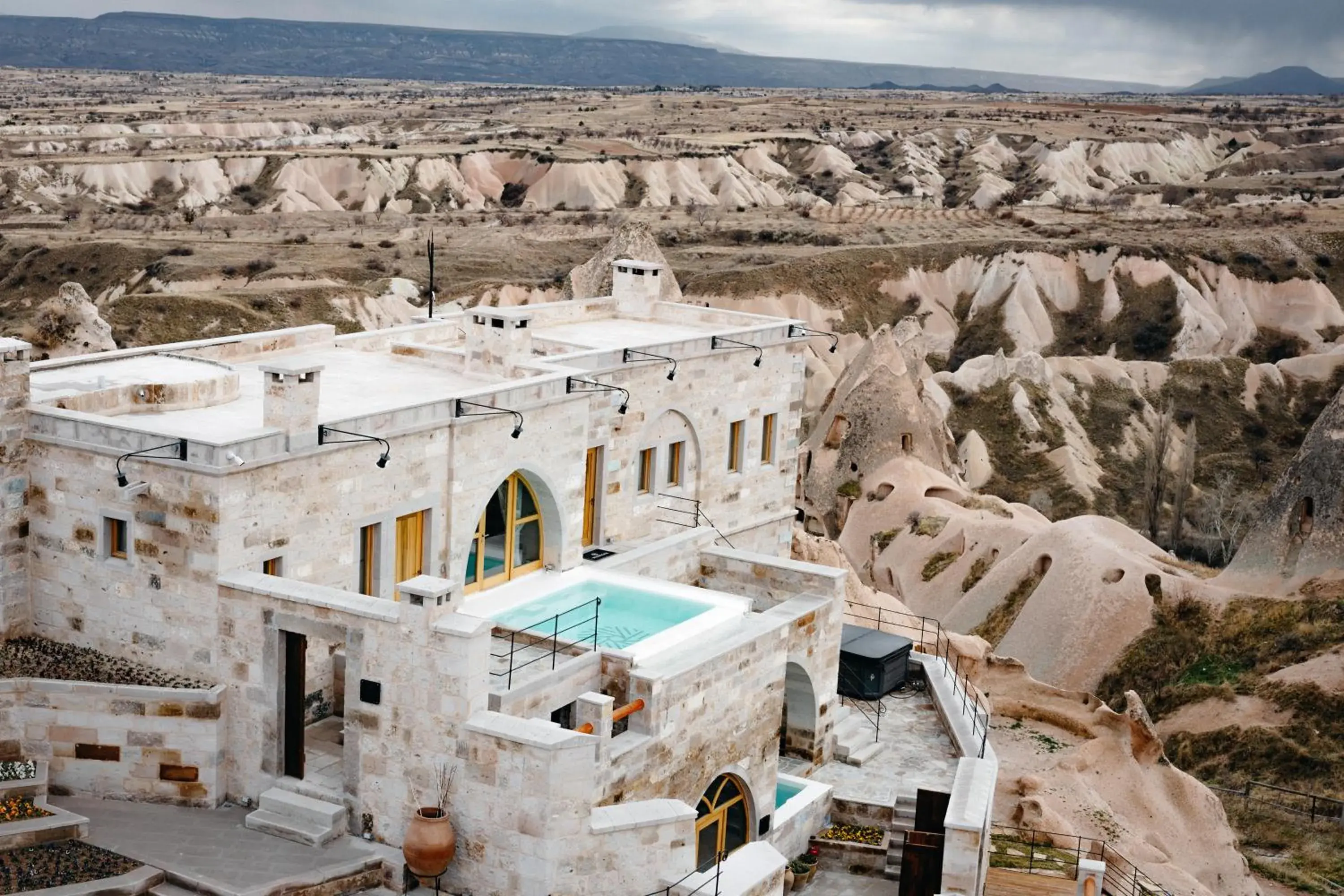 Property building in Millstone Cave Suites Hotel Property building in Millstone Cave Suites Hotel