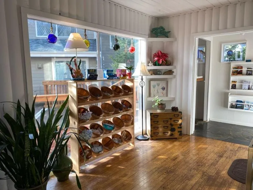 On-site shops in Starfish Point