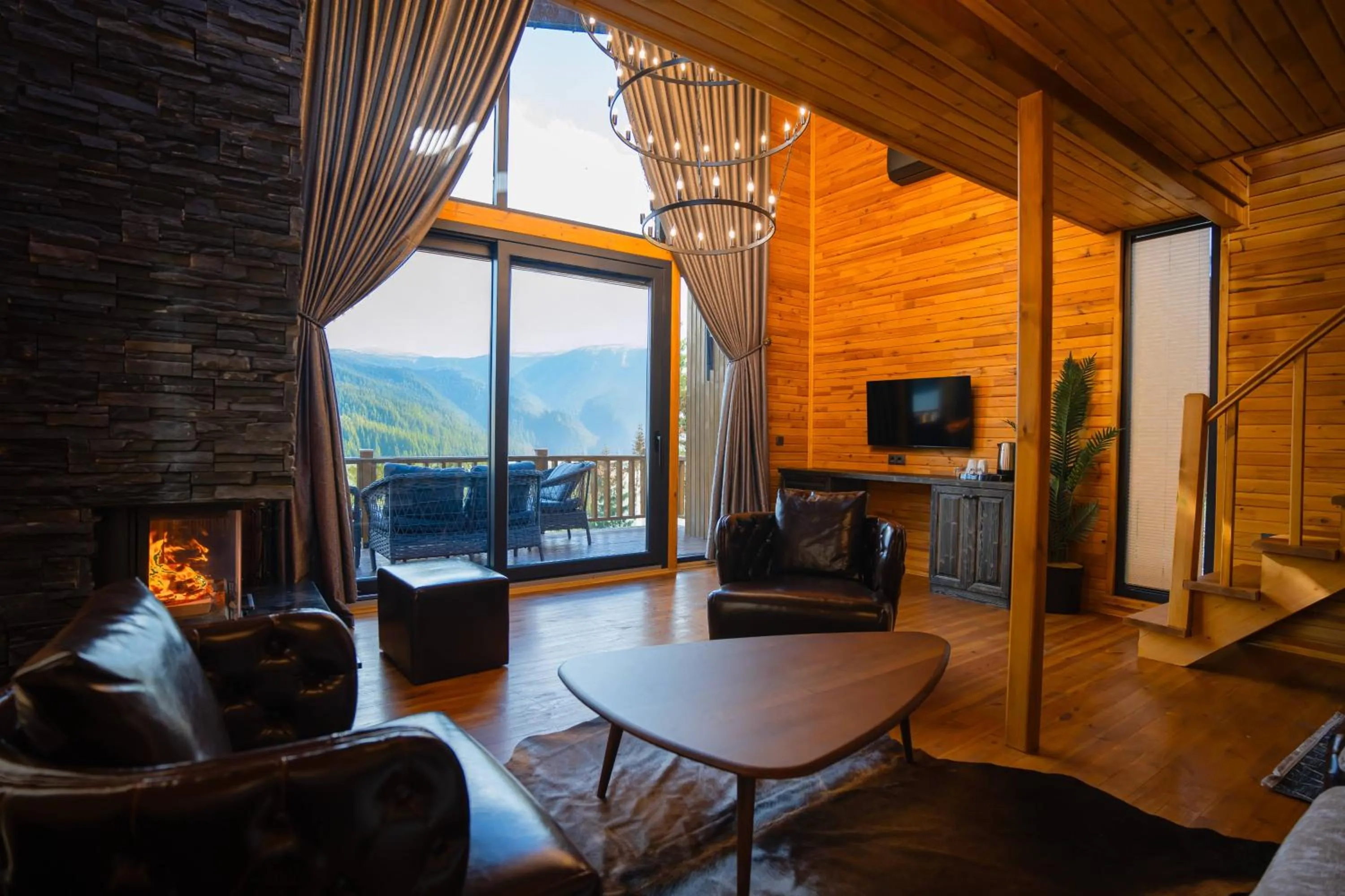 Communal lounge/ TV room in Mağmat Resort & Bungalows