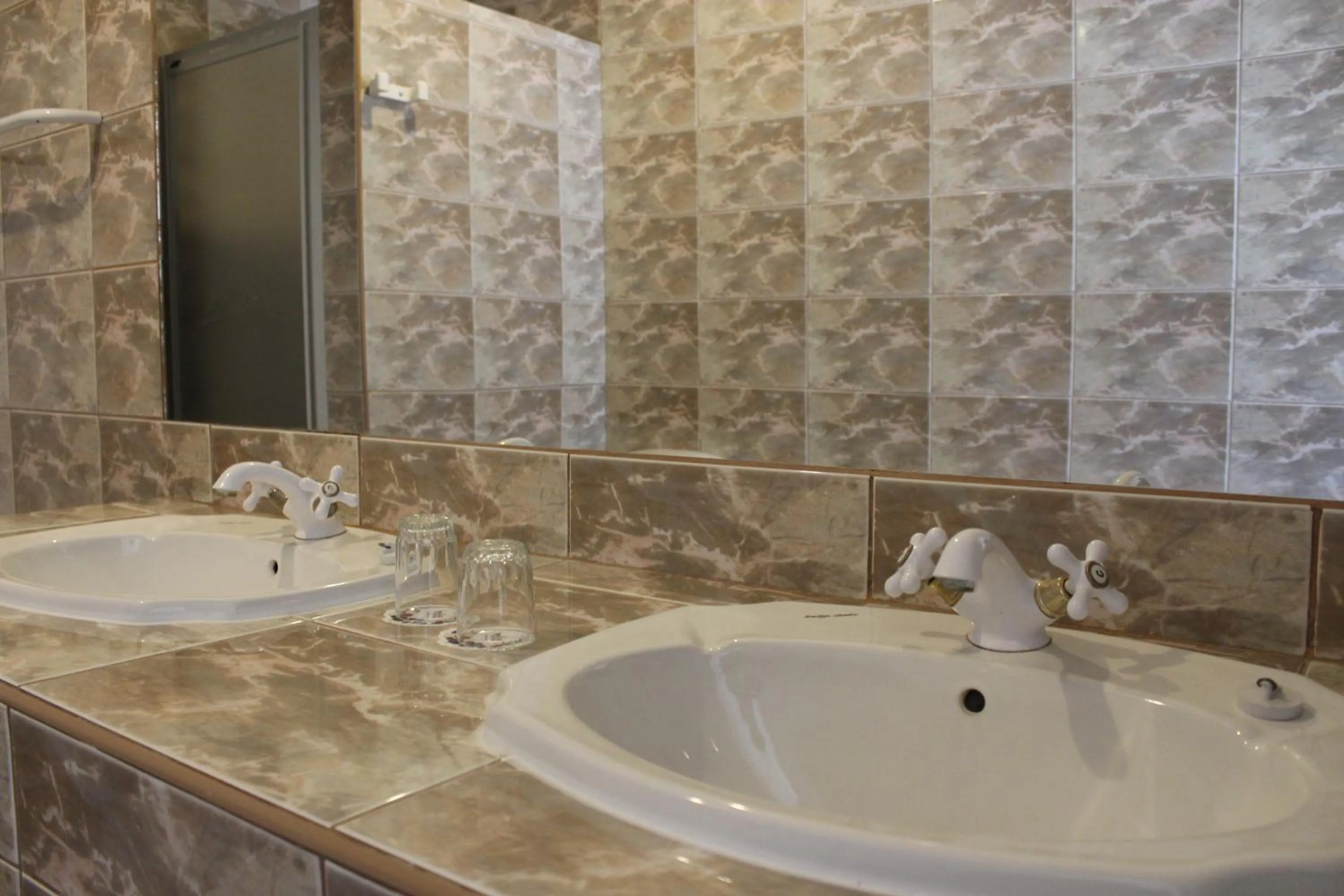 Bathroom in Florentia Guest House