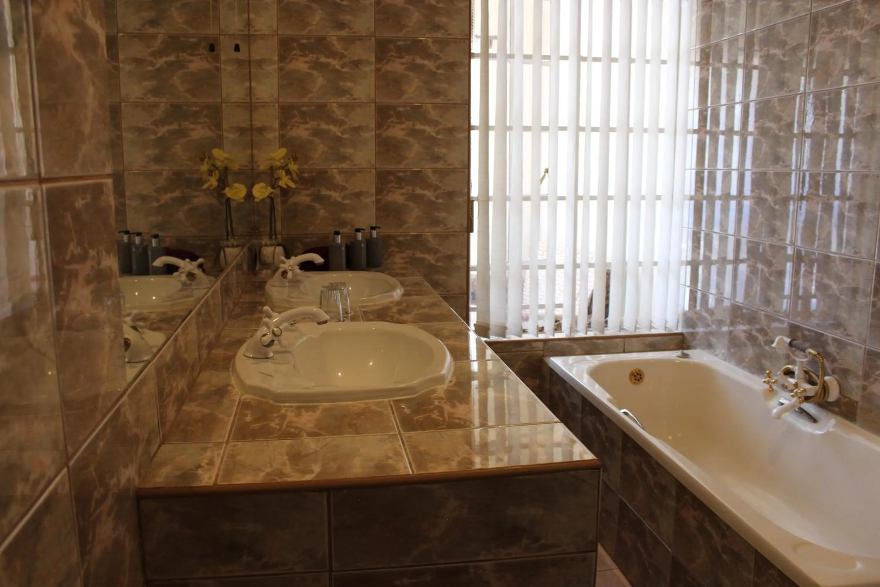 Bathroom in Florentia Guest House