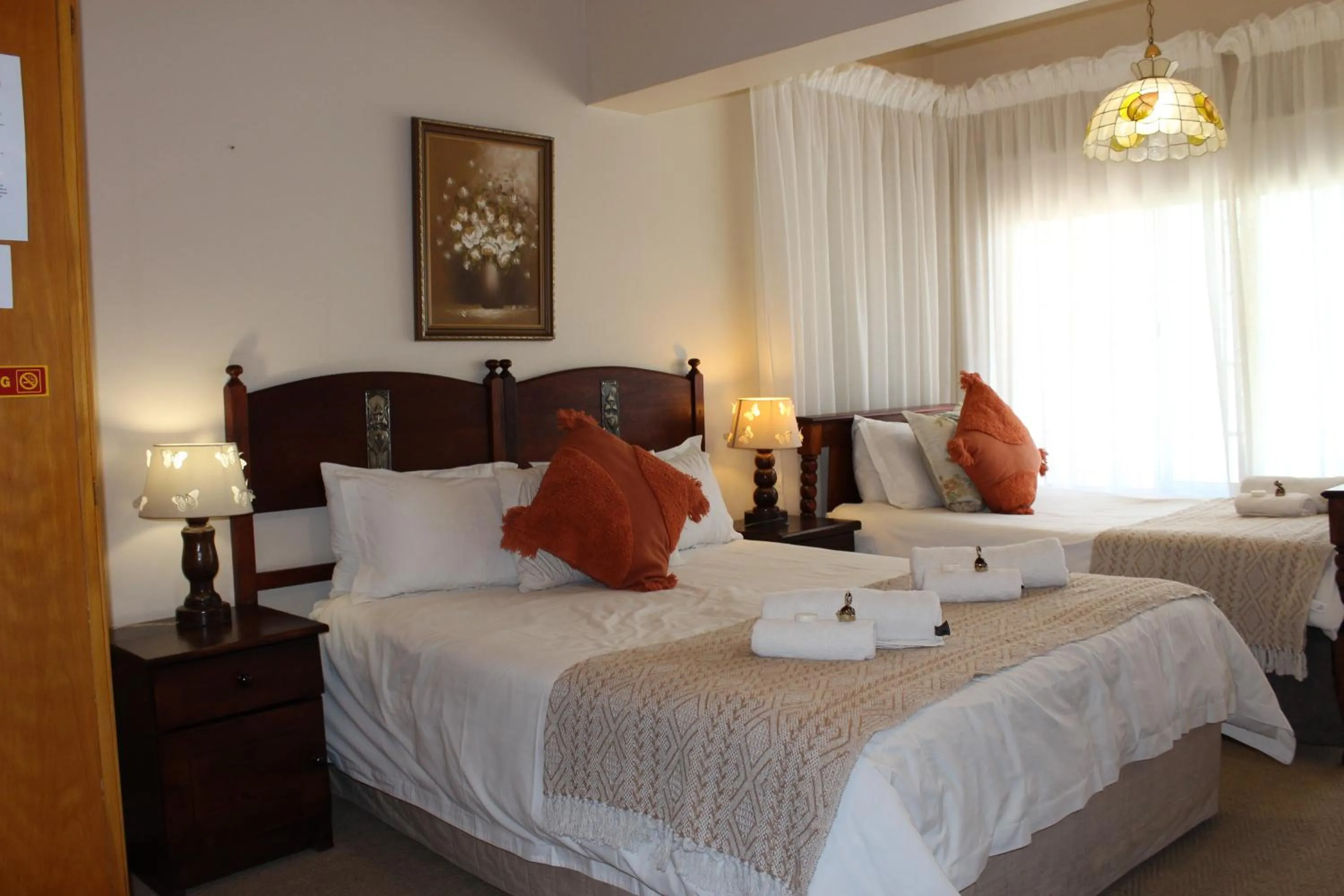 Bedroom, Bed in Florentia Guest House