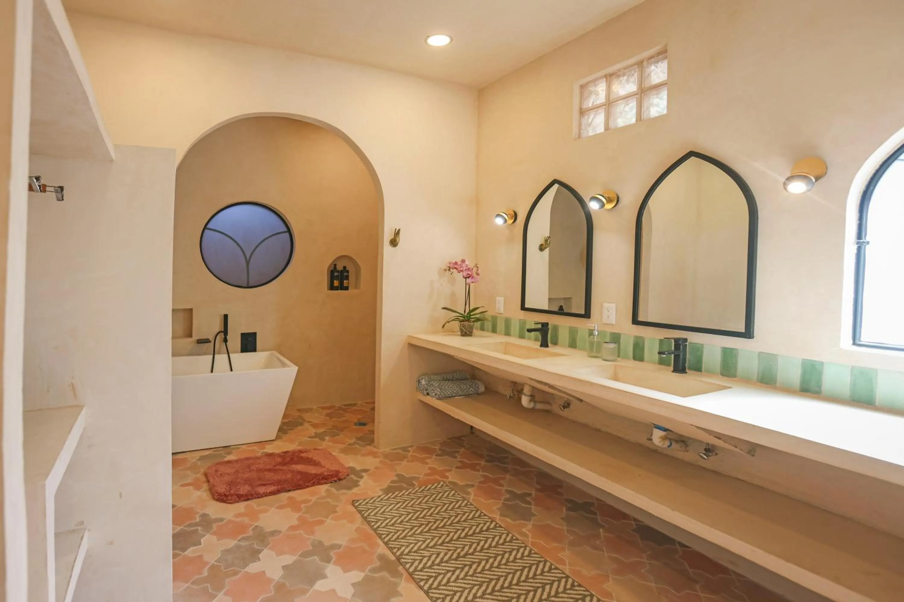 Bathroom in Nomada Wellness Hotel