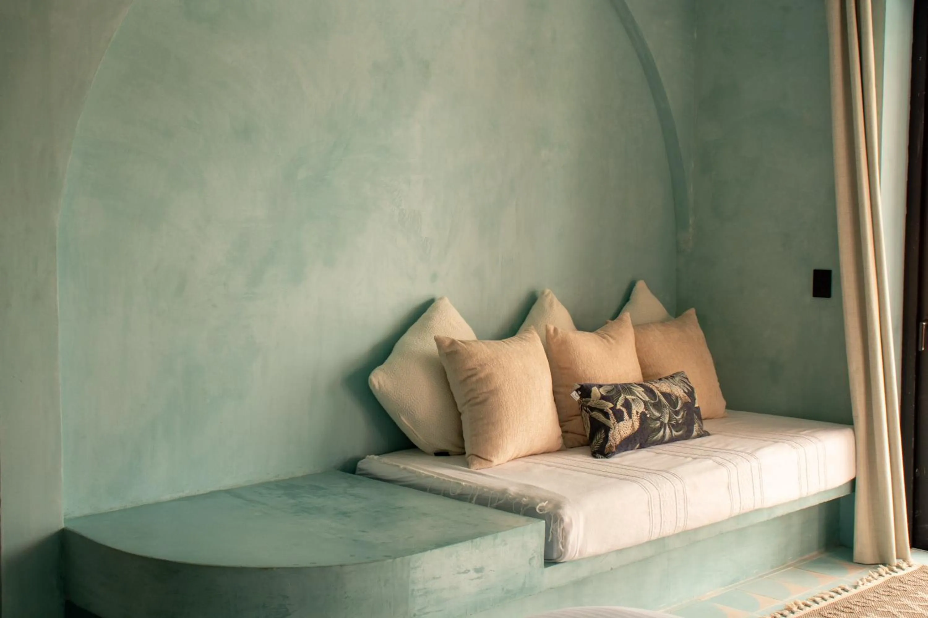 Bed in Nomada Wellness Hotel