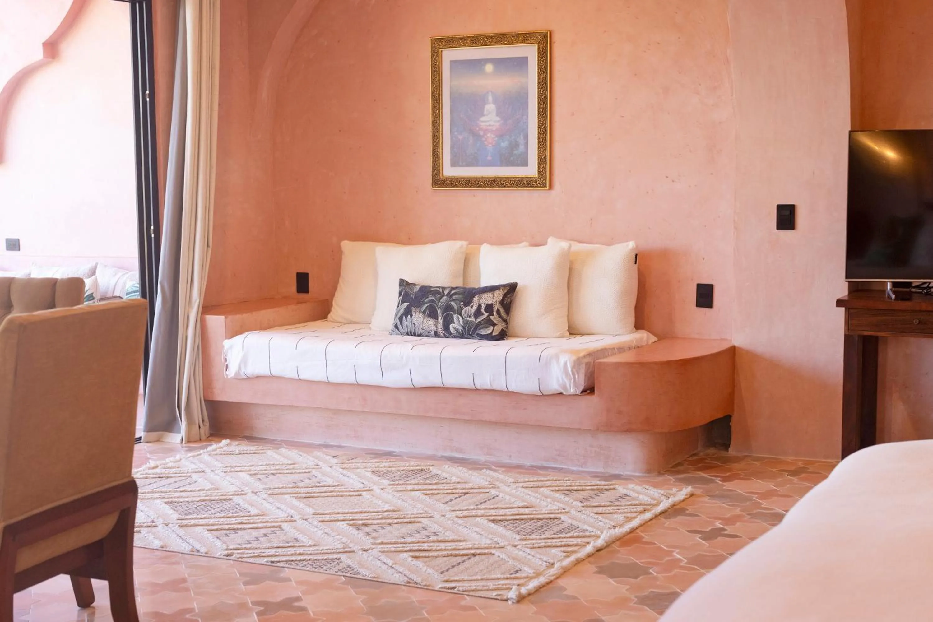 Bedroom, Bed in Nomada Wellness Hotel