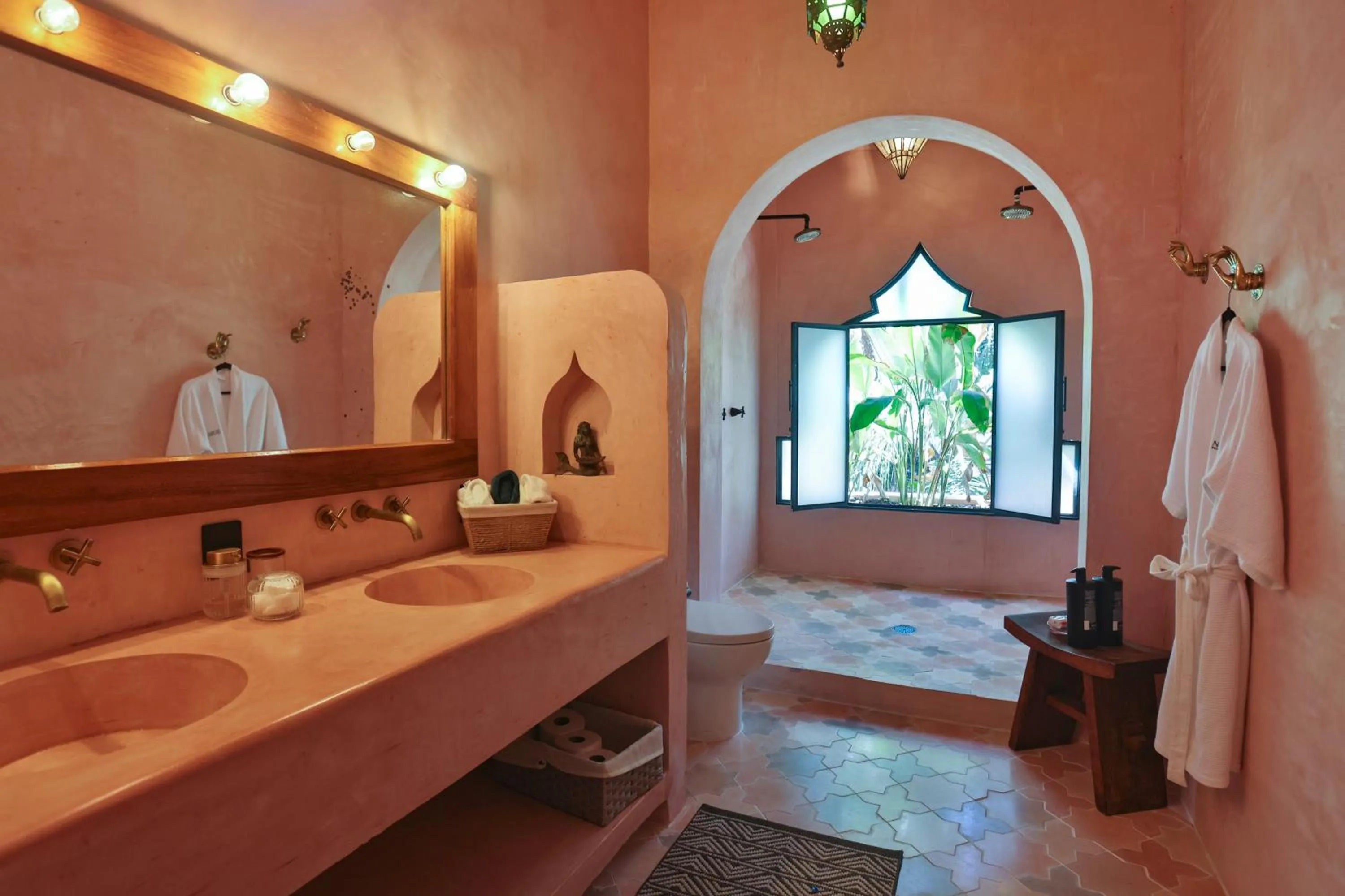 Bathroom in Nomada Wellness Hotel