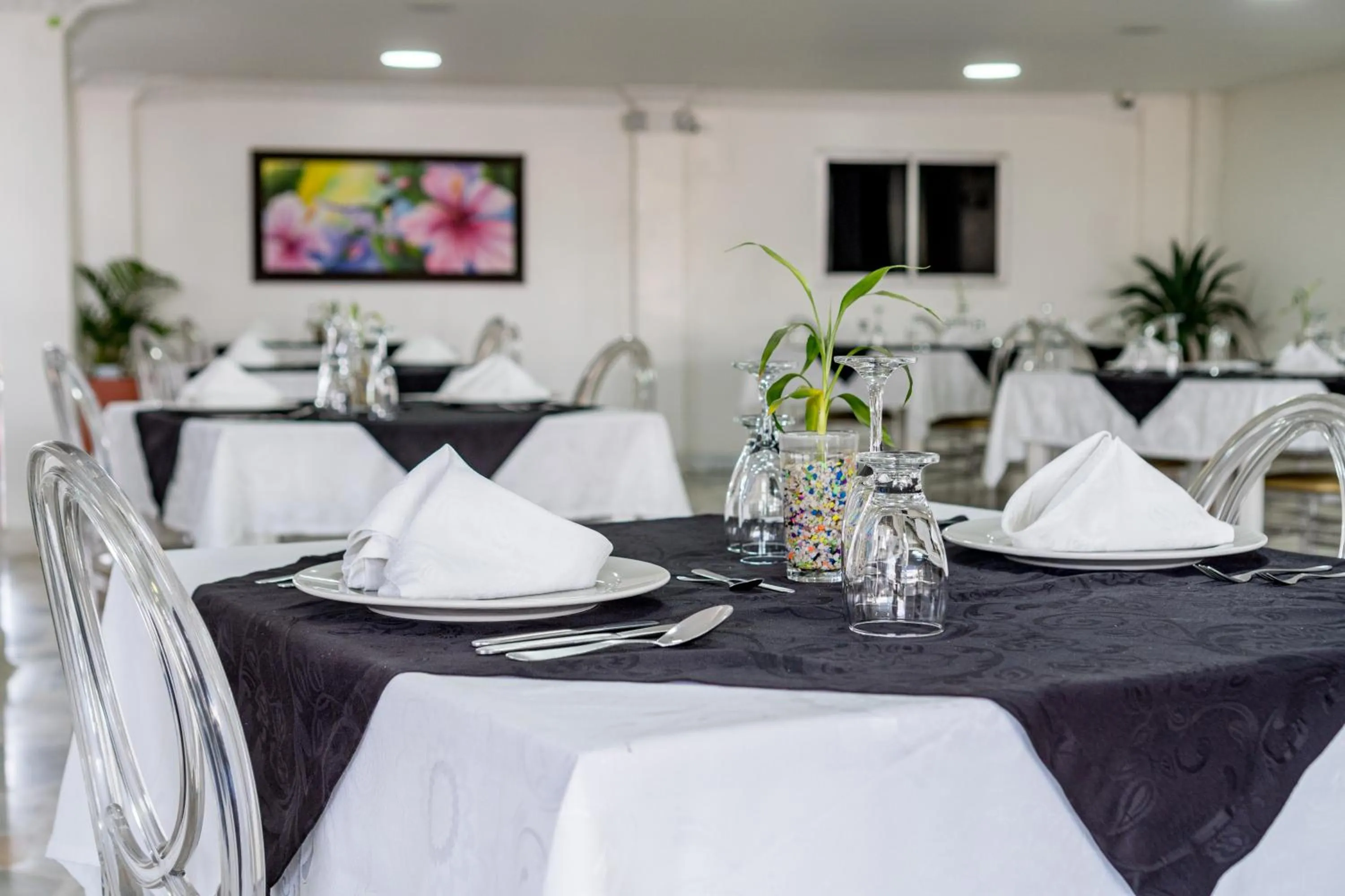 Restaurant/places to eat in Hotel Caquetá Real HSC