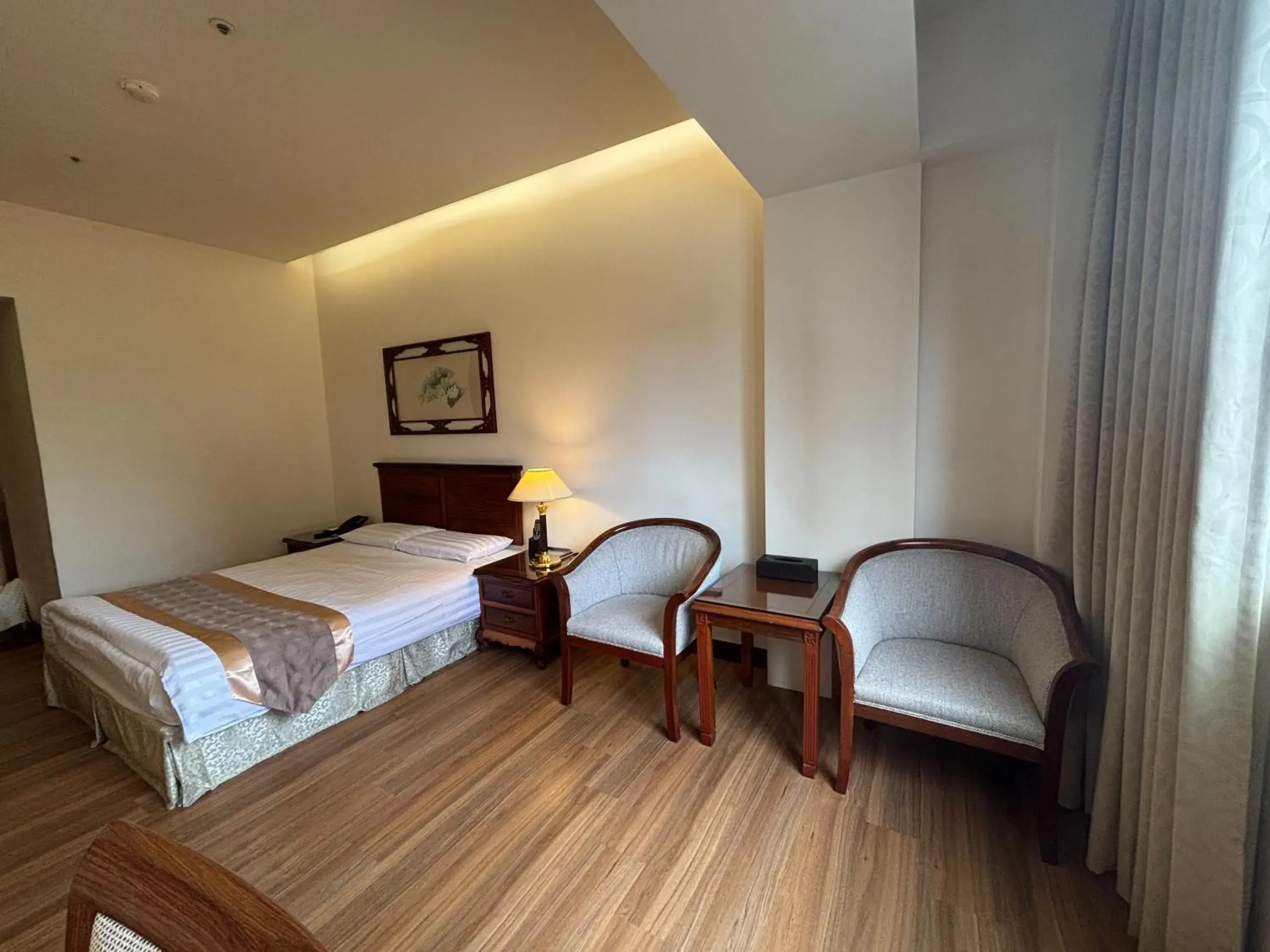 room service, Bed in Hi-YES HOTEL TAOYUAN room service, Bed in Hi-YES HOTEL TAOYUAN