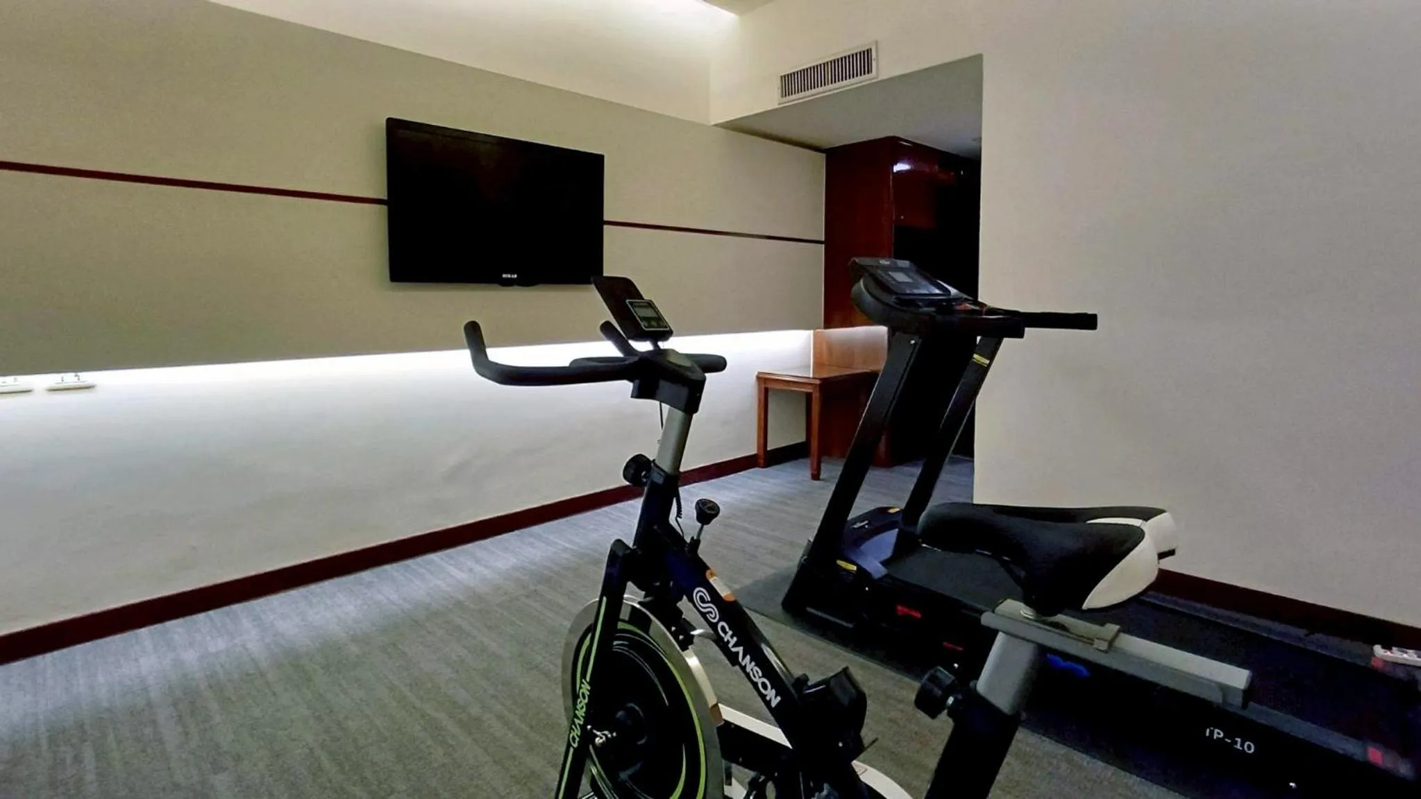 Fitness centre/facilities in Hi-YES HOTEL TAOYUAN