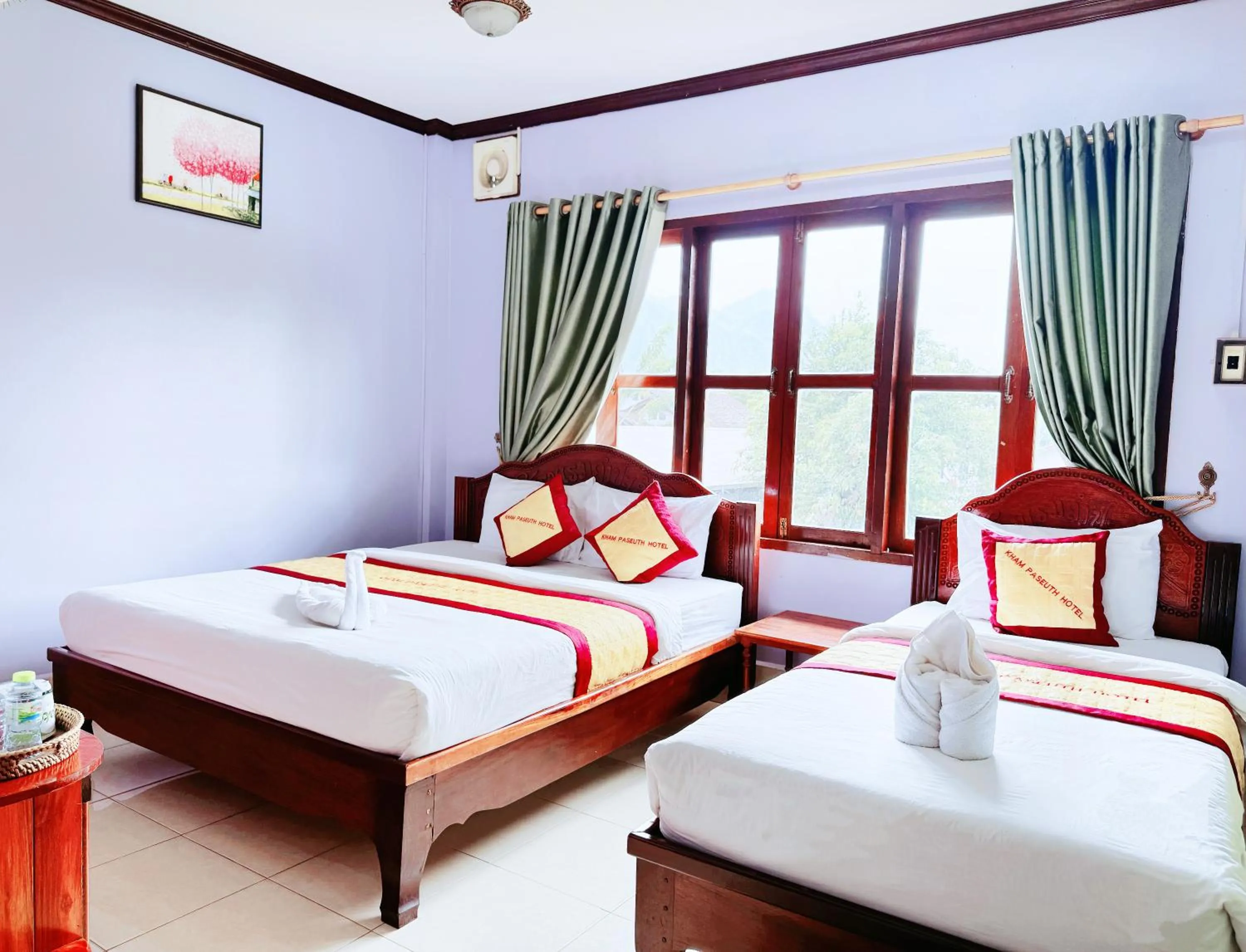 Comfort Triple Room in Khampaseuth Hotel