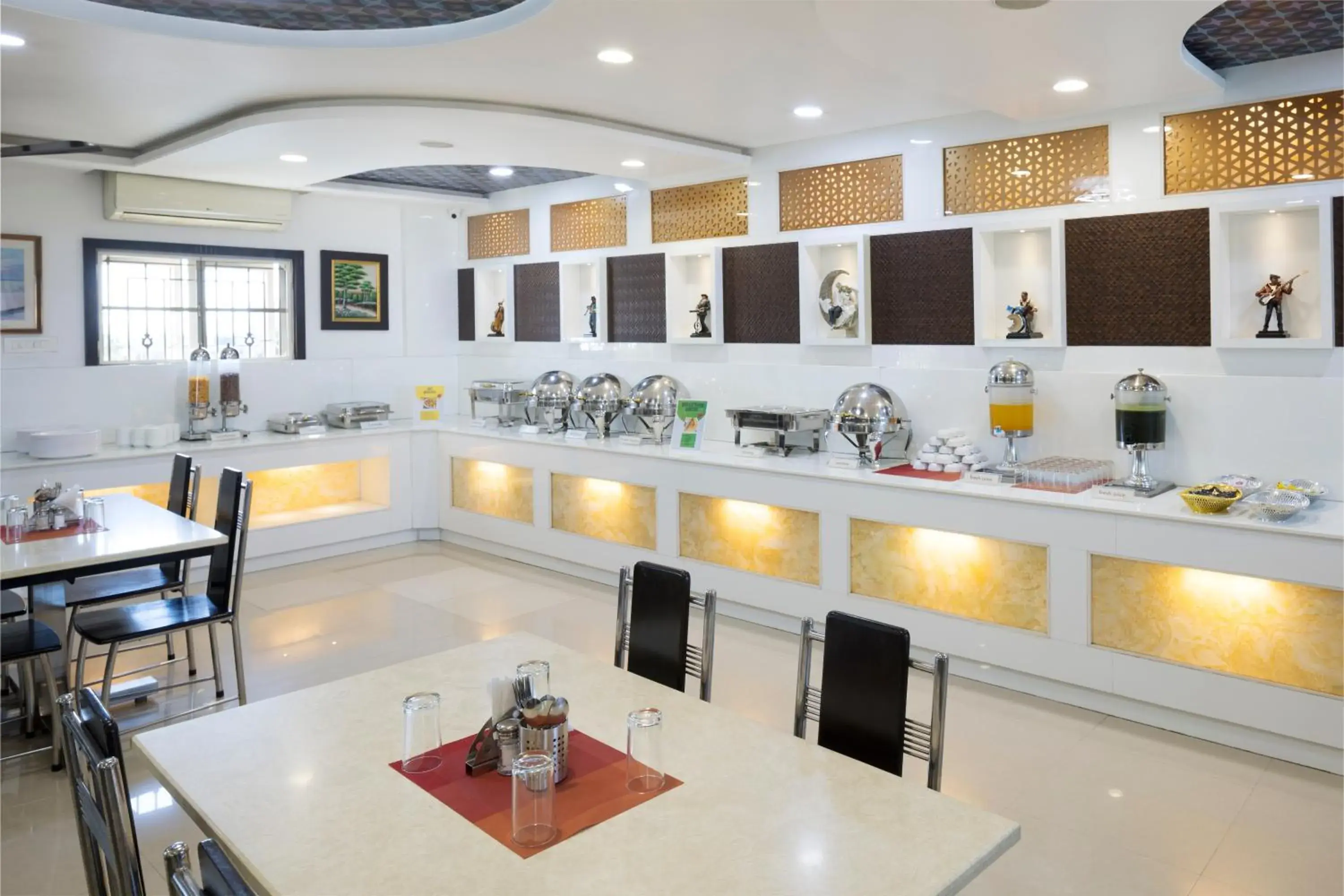 Restaurant/places to eat in Ananyas Nest Restaurant/places to eat in Ananyas Nest