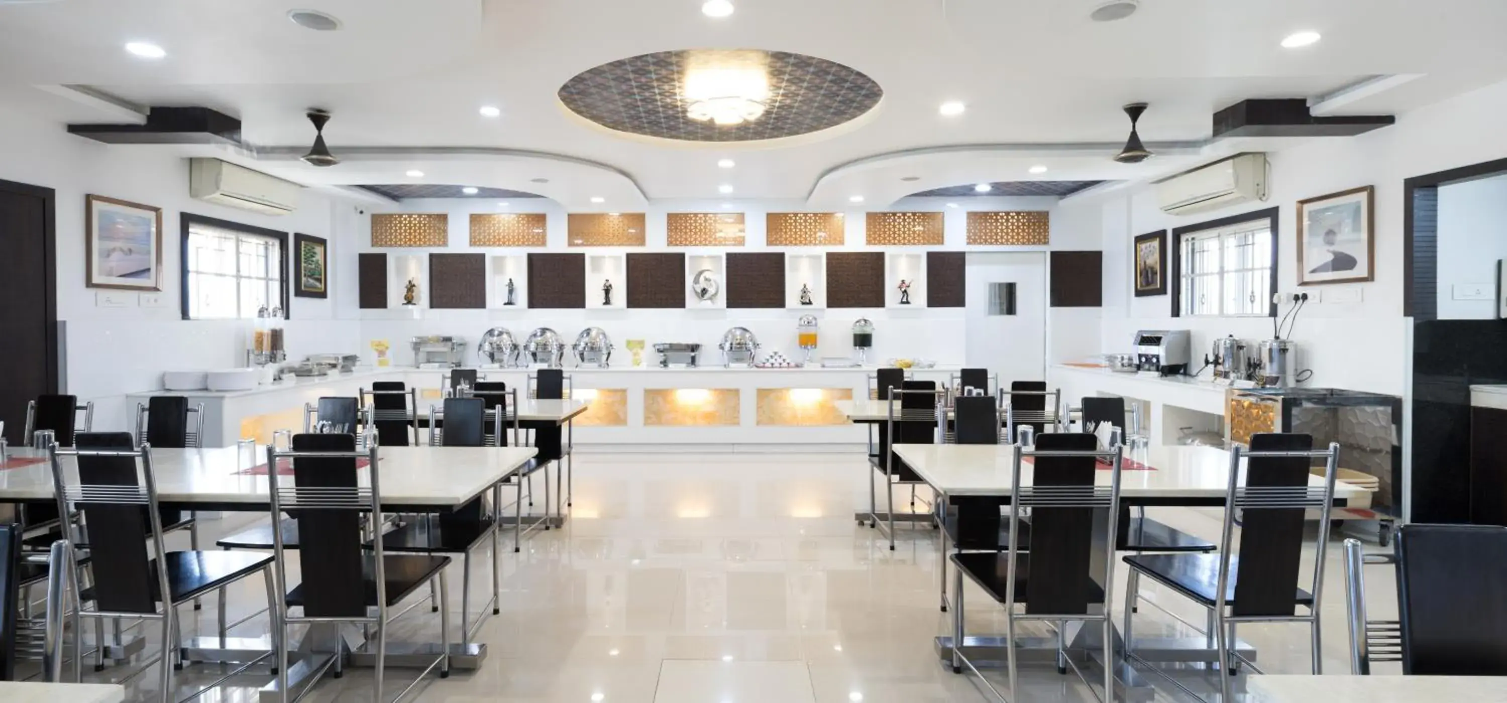 Restaurant/places to eat in Ananyas Nest Restaurant/places to eat in Ananyas Nest