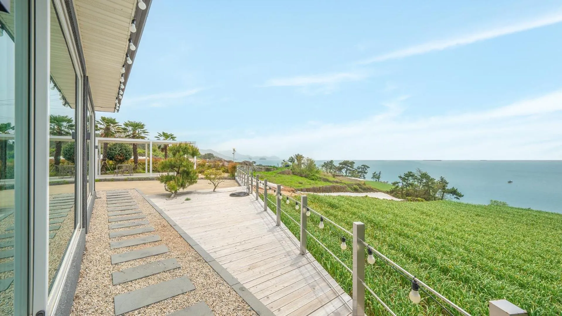 Property building in Namhae Mansion Morak