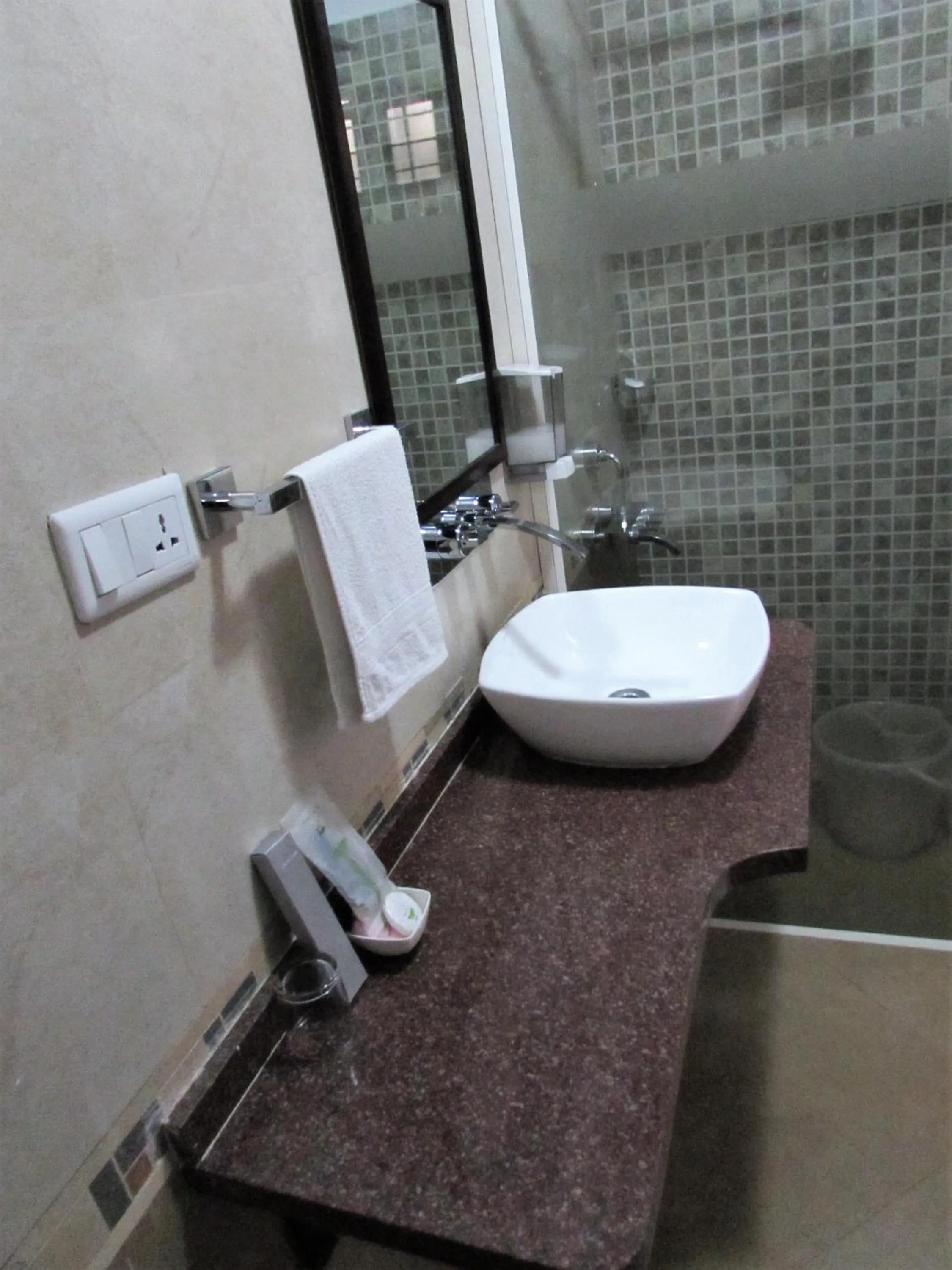 Bathroom in Falcon Crest