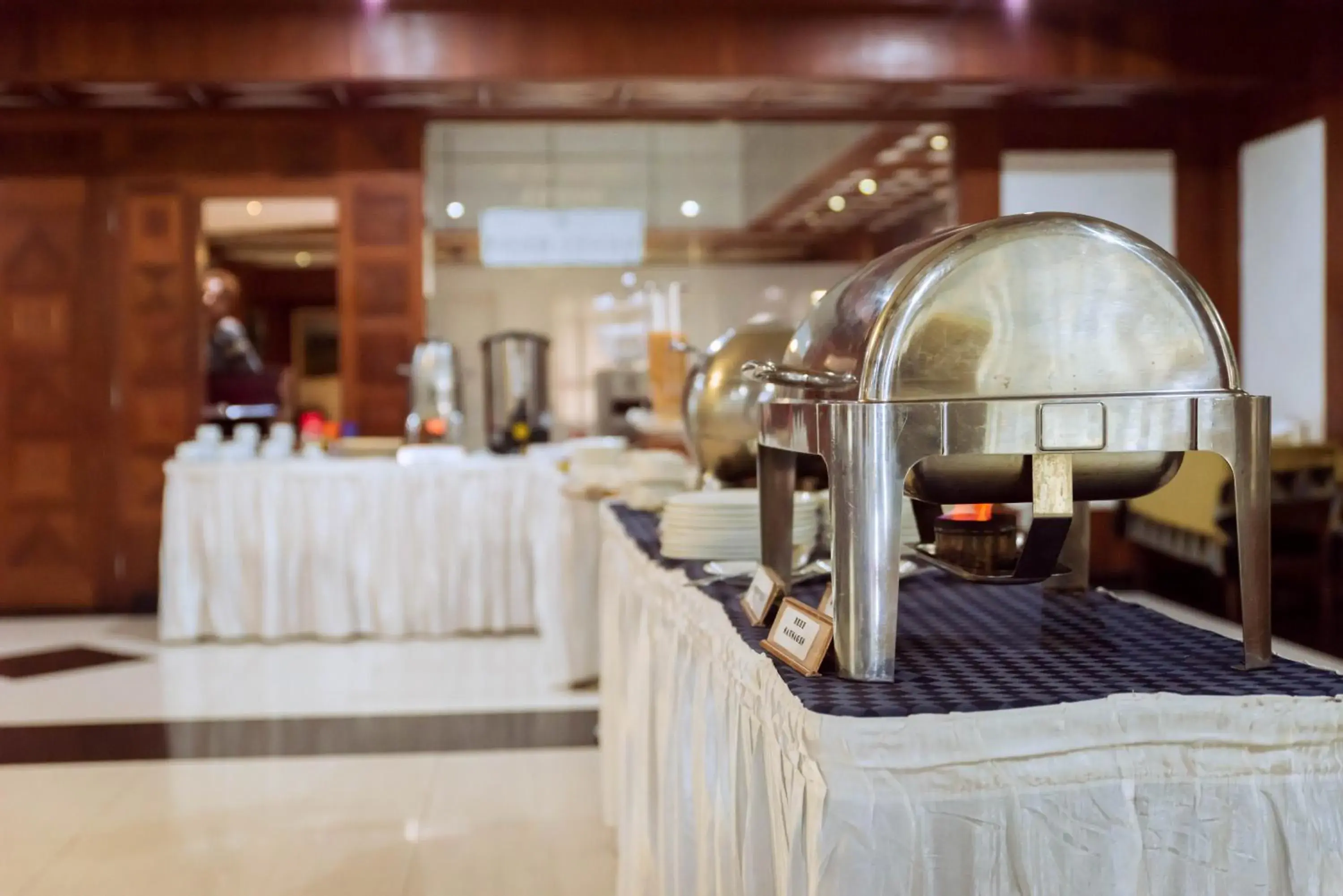 Restaurant/places to eat in Peacock Hotel Restaurant/places to eat in Peacock Hotel