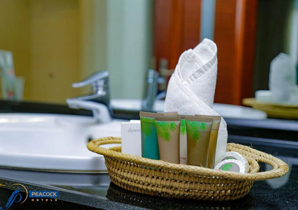 Bathroom in Peacock Hotel