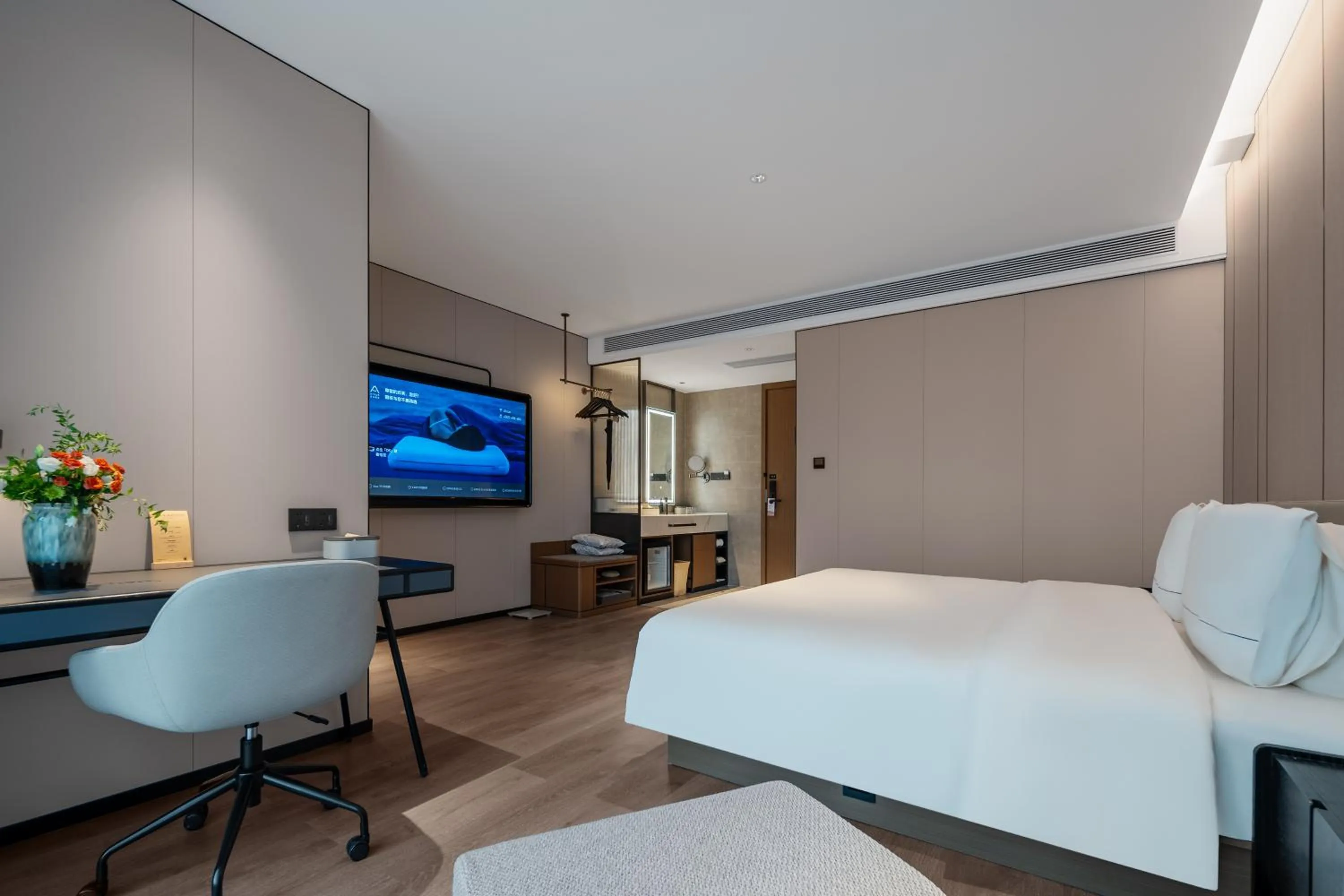 Bed in Atour Hotel Chongqing Jiangbei Airport Huanshan Park