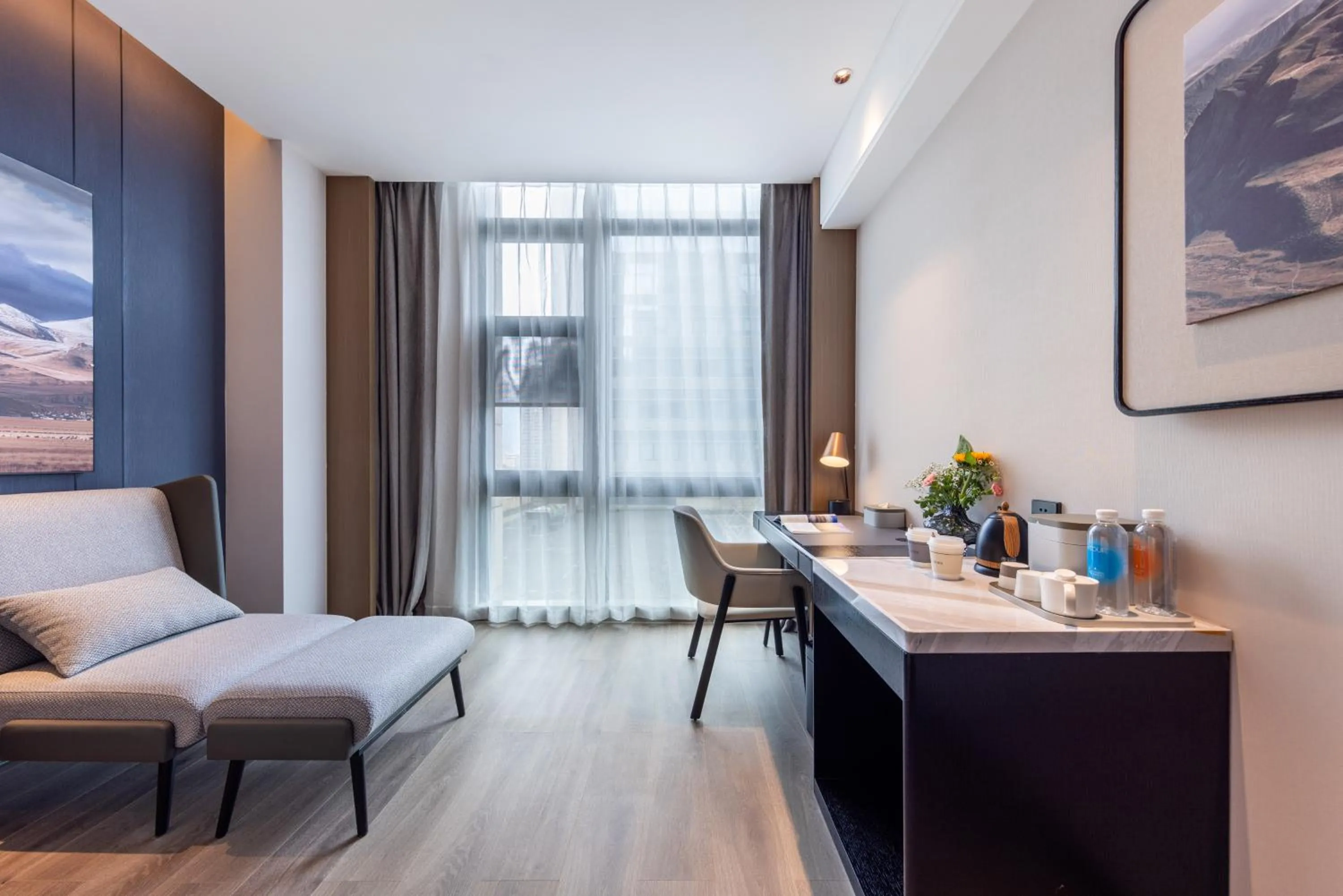 Atour Hotel Yuxi Nie'er Music Plaza