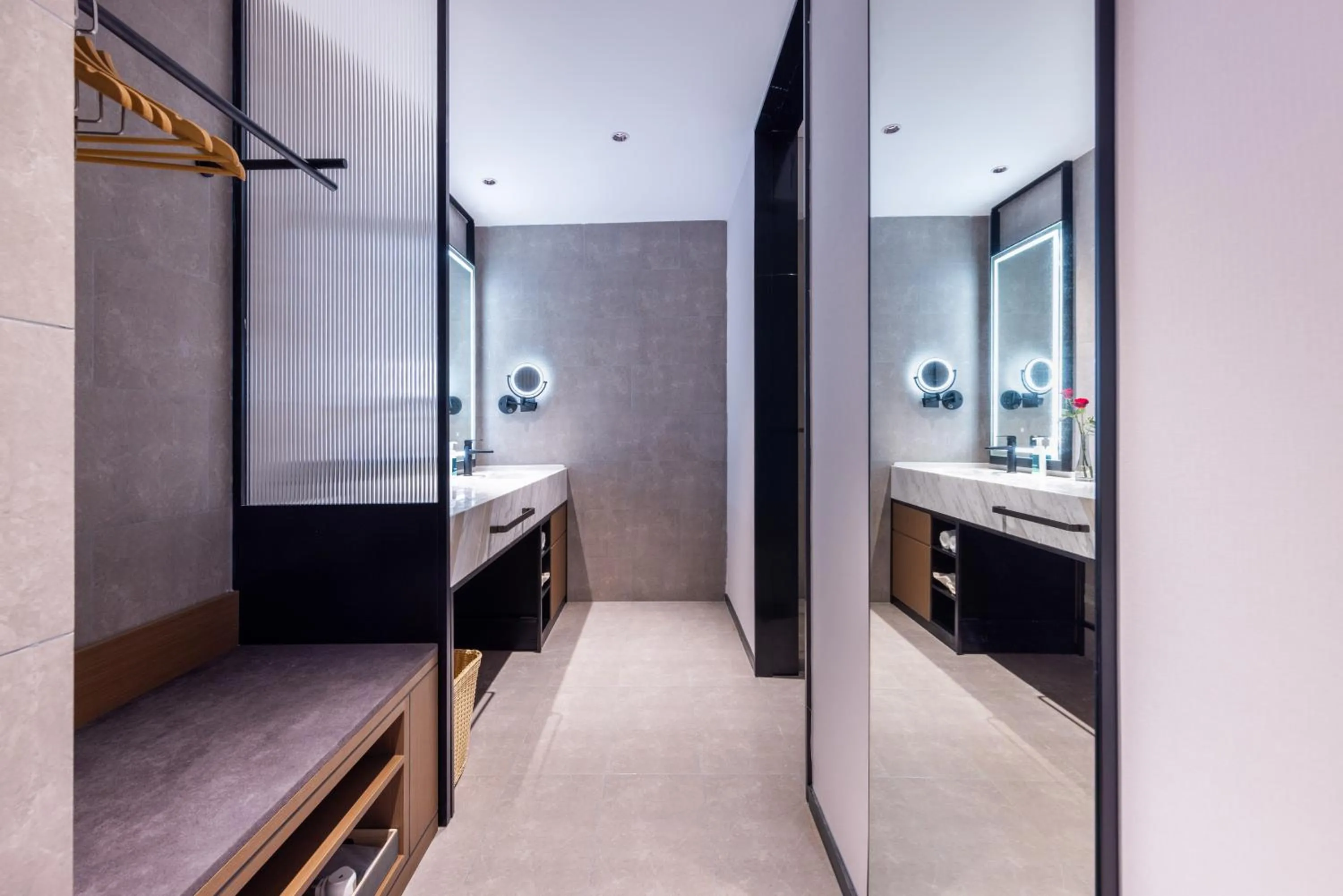 Atour Hotel Yuxi Nie'er Music Plaza