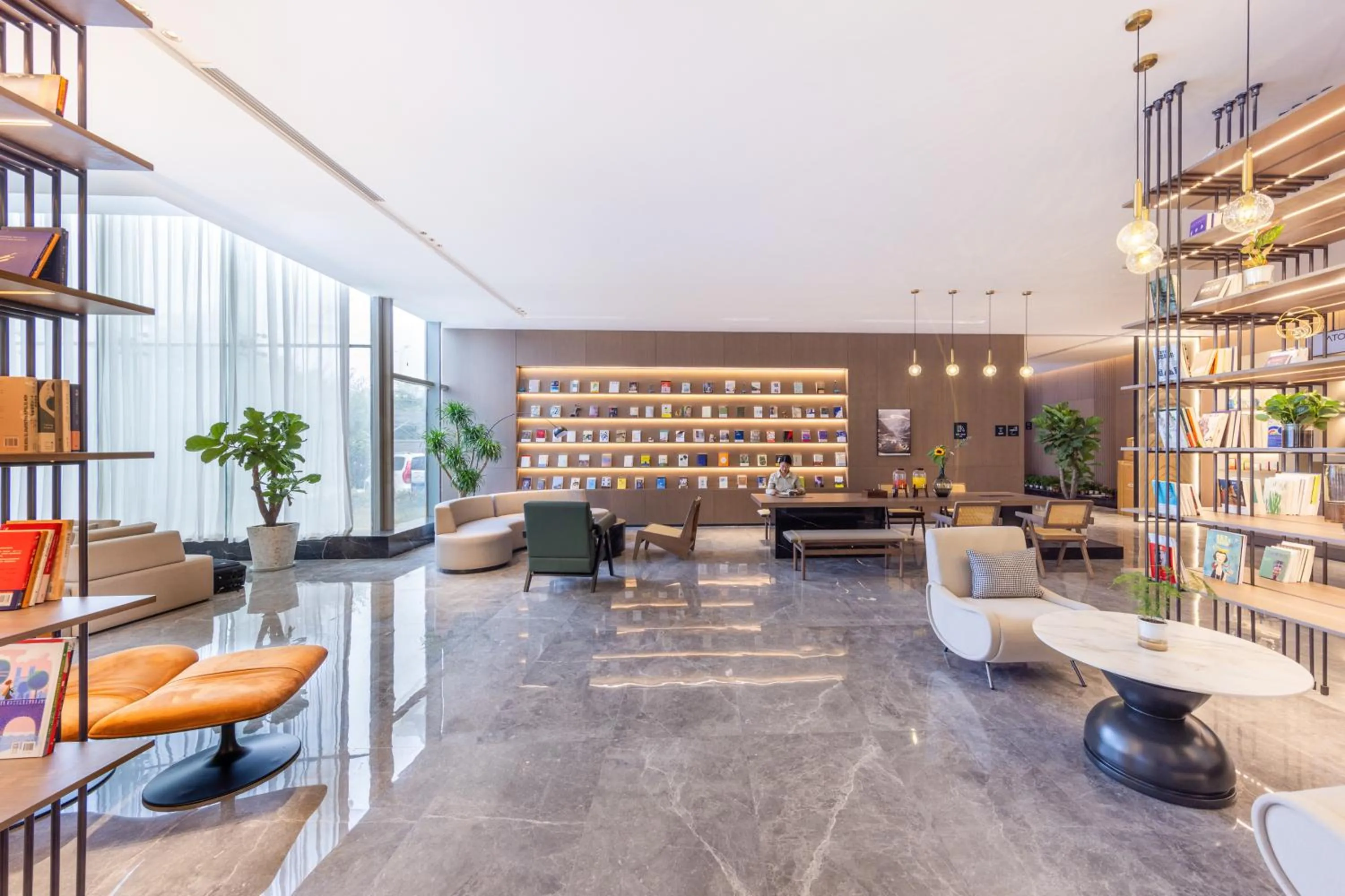 Atour Hotel Yuxi Nie'er Music Plaza