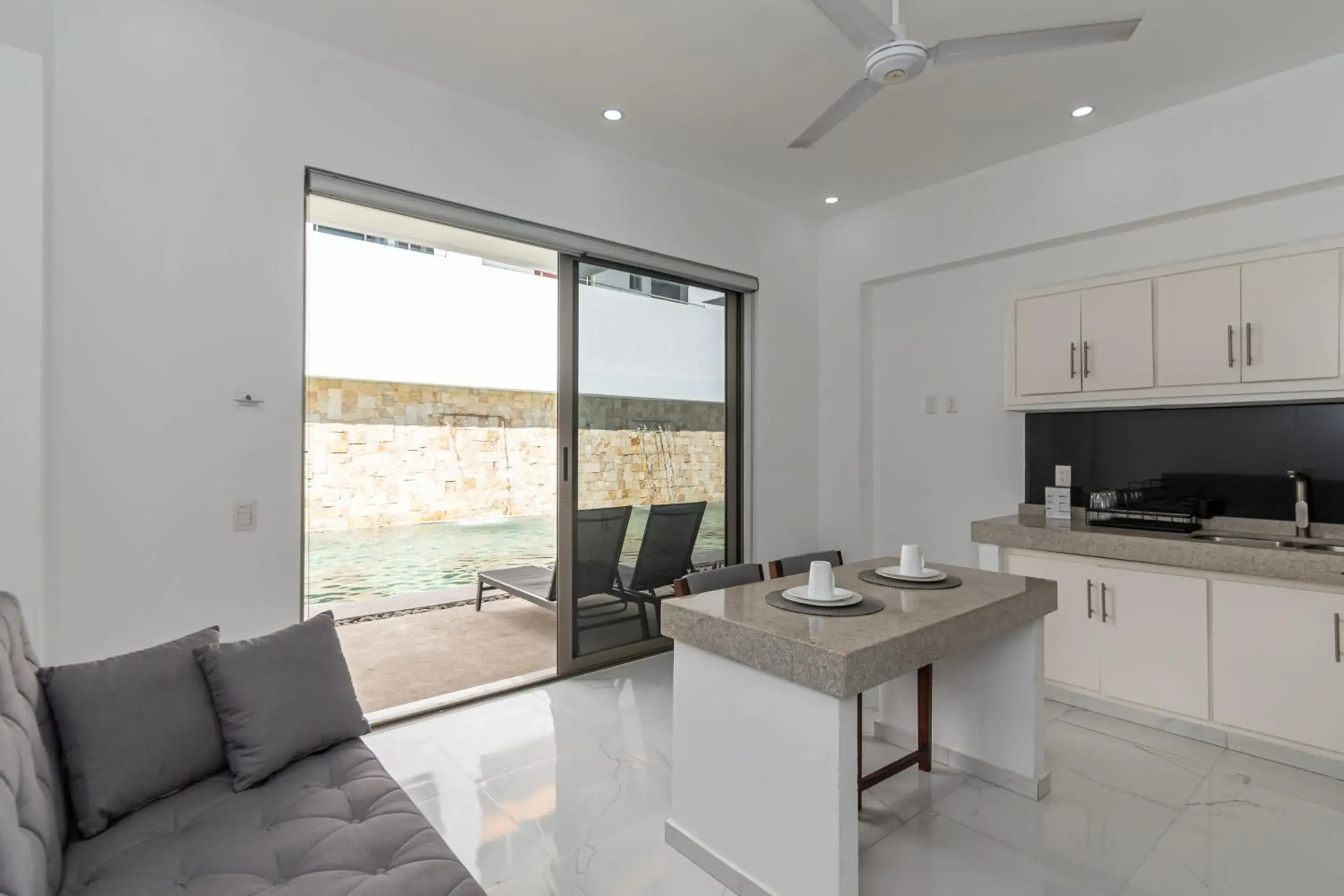 Pool view in Safiro Suites Guayabitos Apartments - Adults Only Pool view in Safiro Suites Guayabitos Apartments - Adults Only