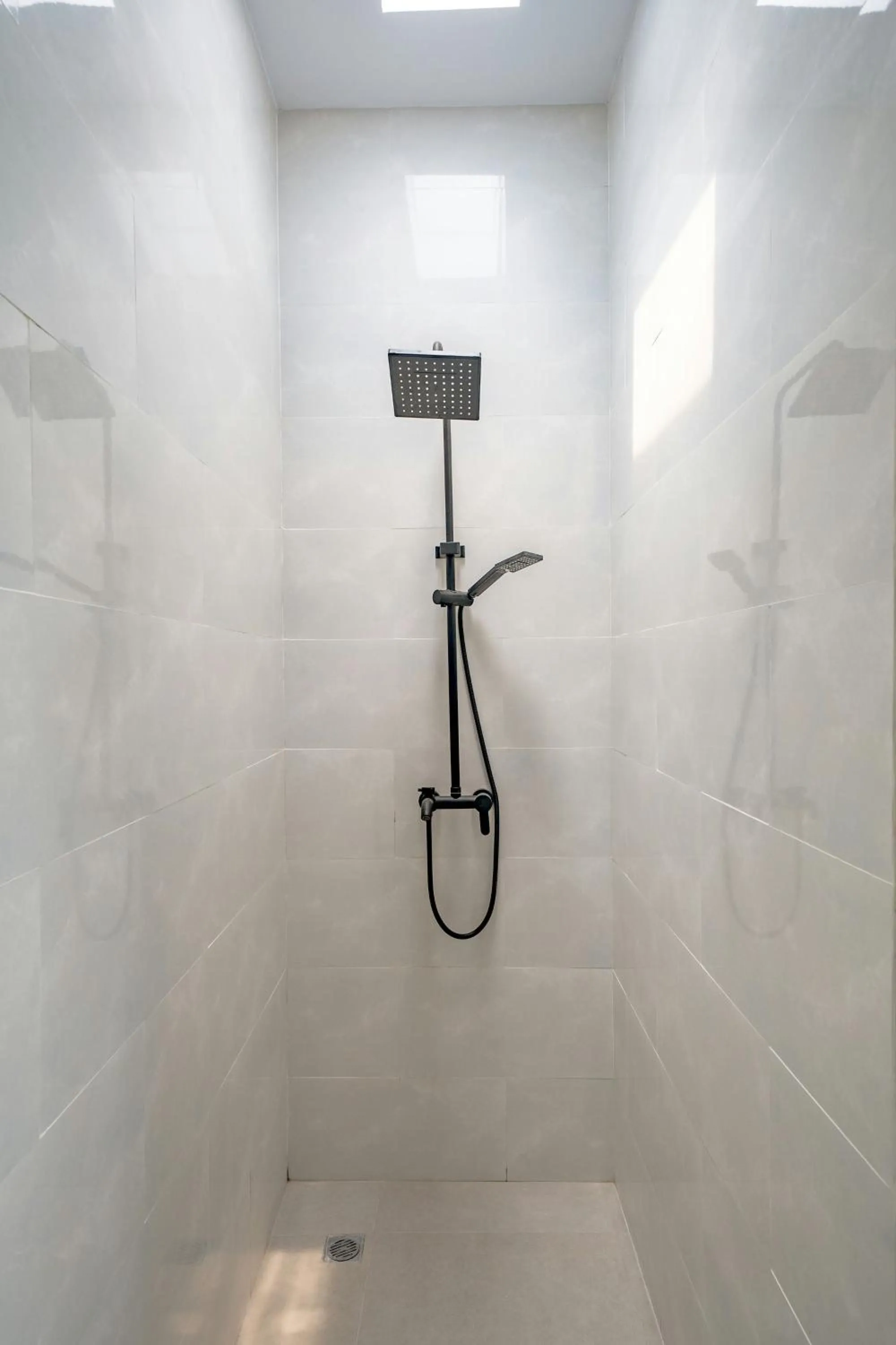 Shower in Evana Villa Canggu