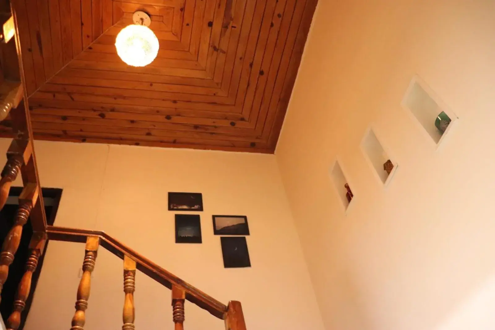 Property building in Deodar Cottage - 3BHK Villa by DeodarStays Property building in Deodar Cottage - 3BHK Villa by DeodarStays