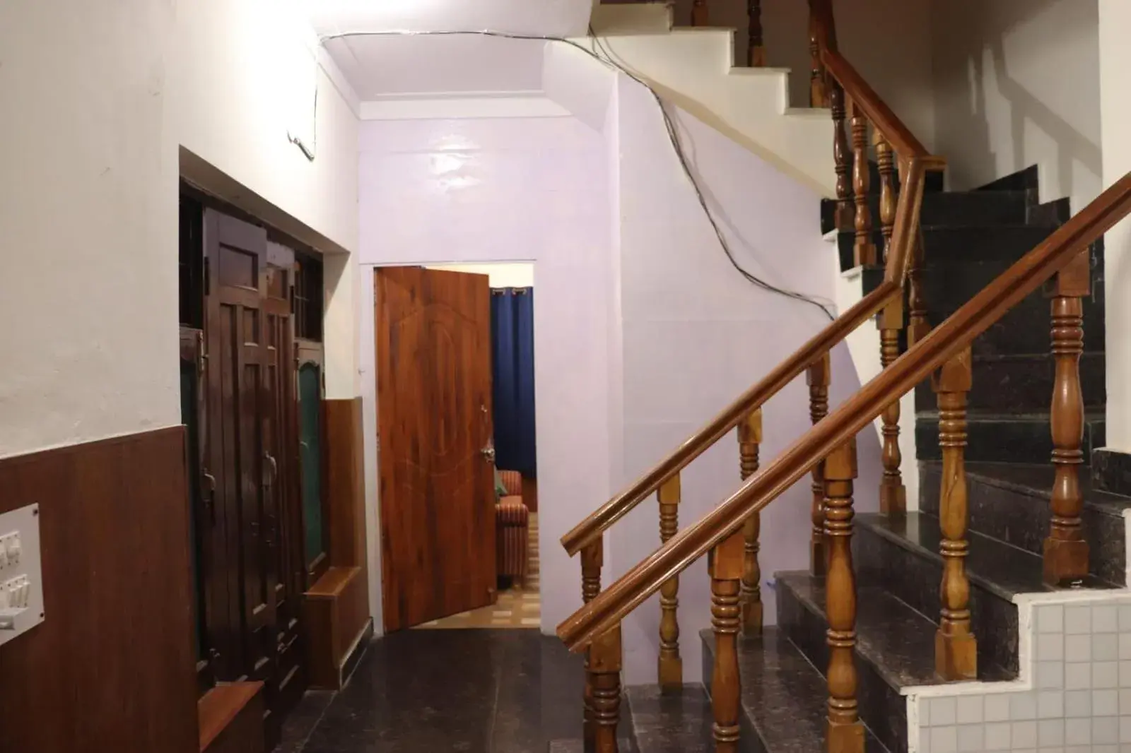 Property building in Deodar Cottage - 3BHK Villa by DeodarStays Property building in Deodar Cottage - 3BHK Villa by DeodarStays