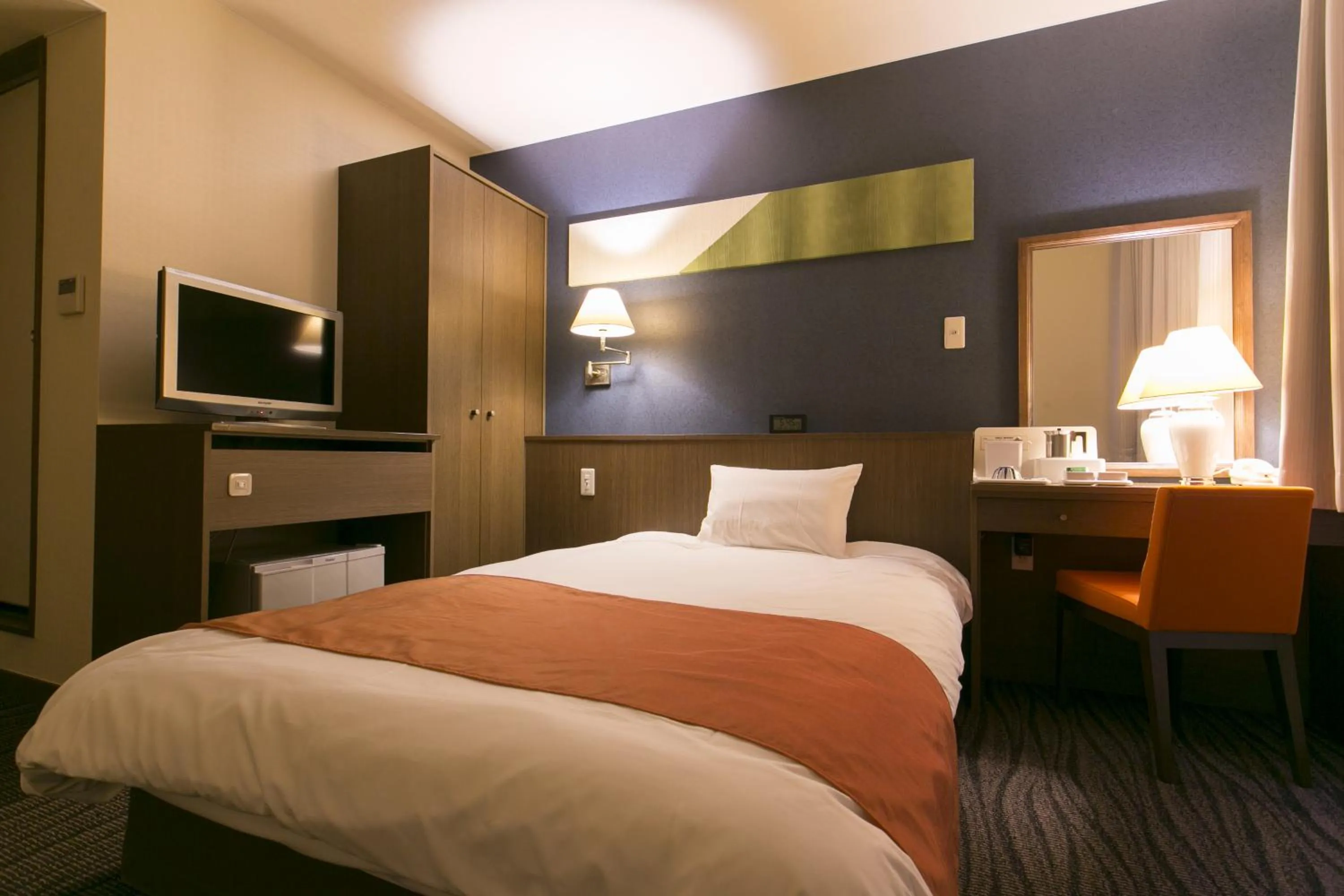 Bed in Fujisan Station Hotel