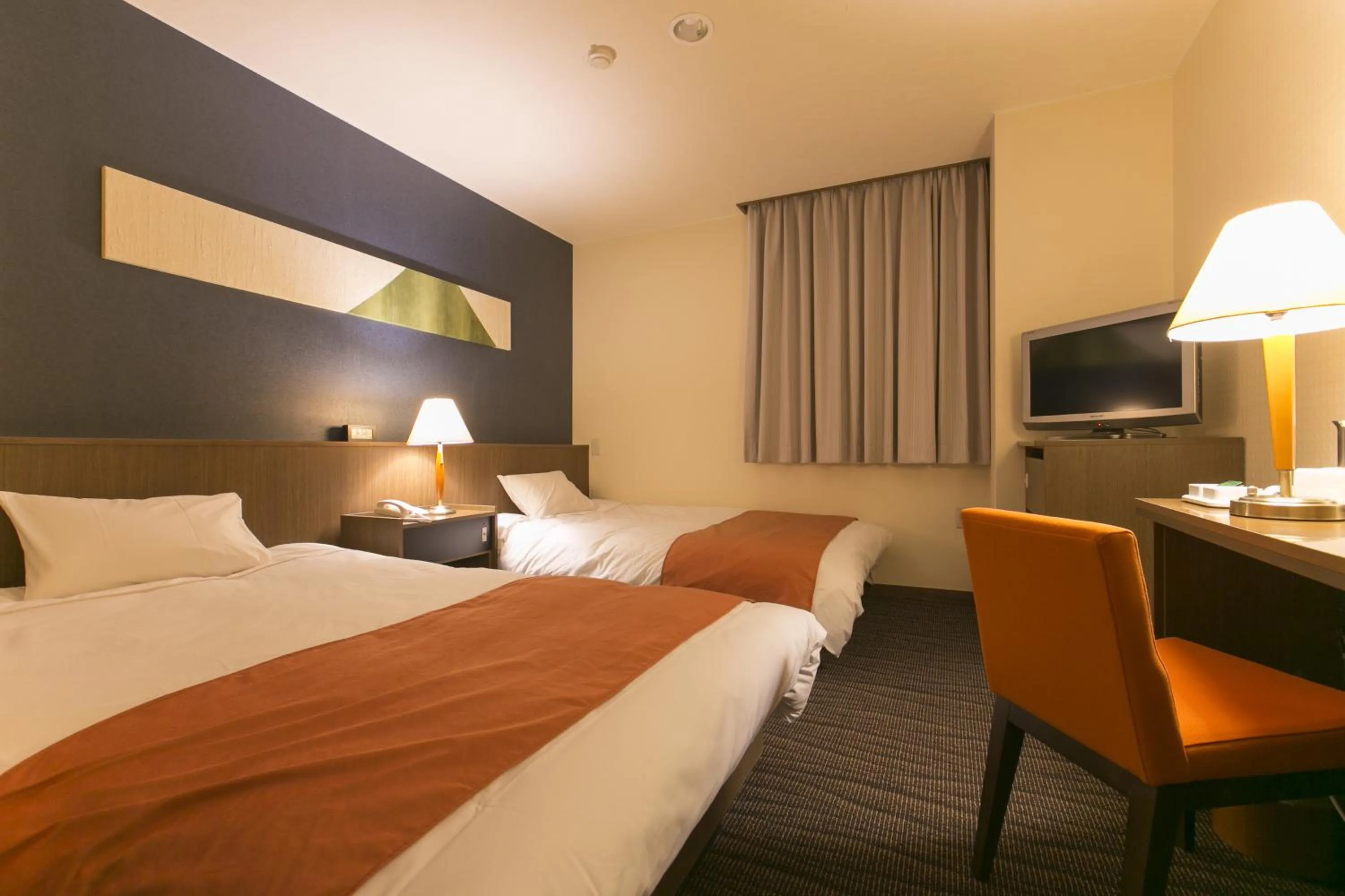 Economy Twin Room - Non-Smoking in Fujisan Station Hotel