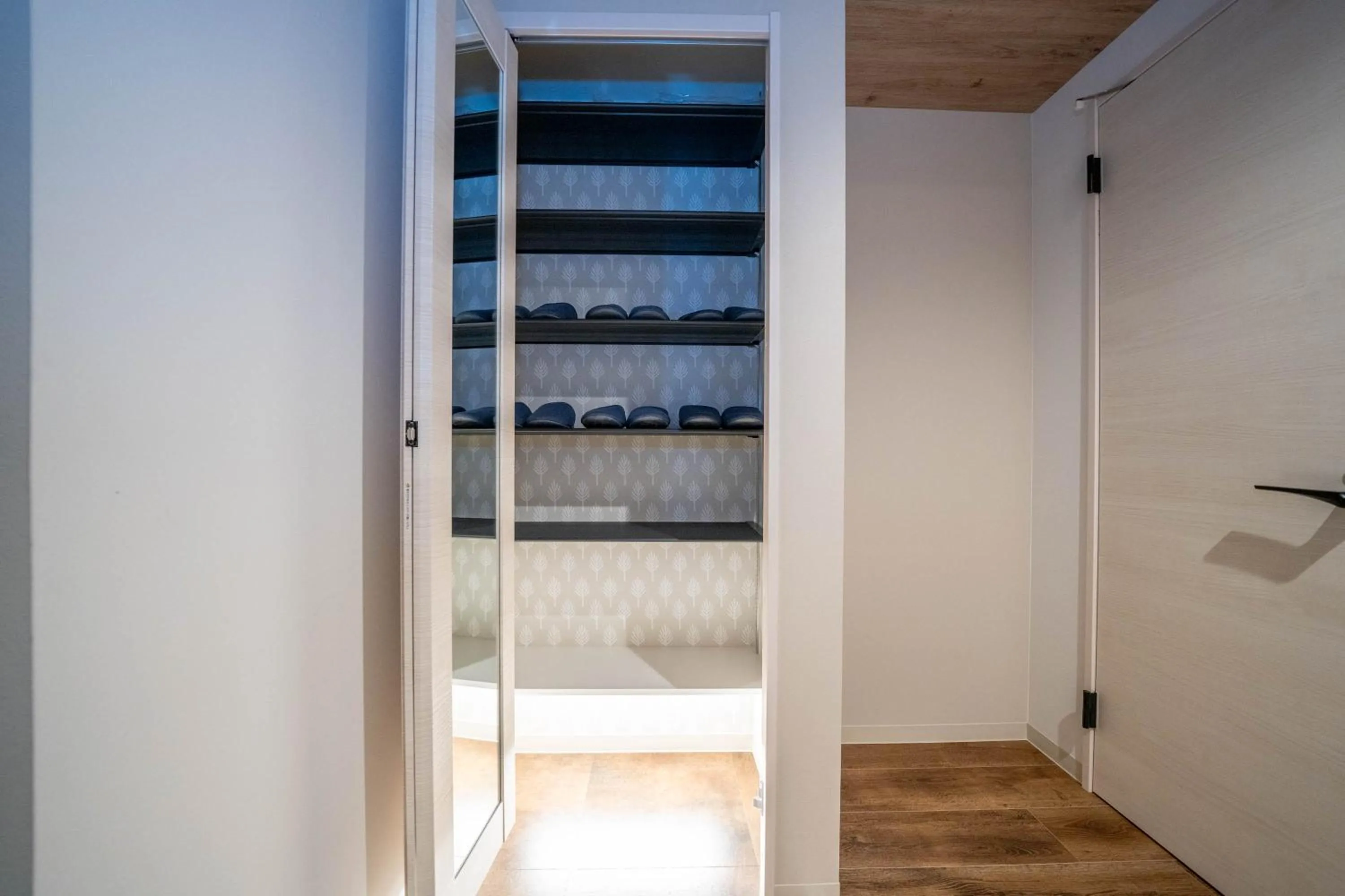 storage in Zabo Hills 202